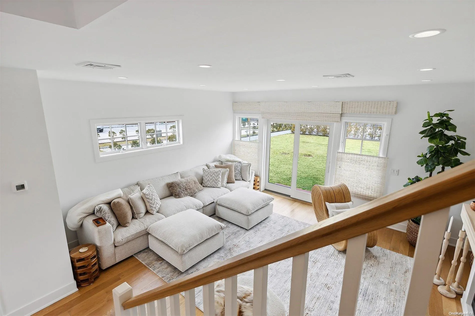 Stairway to Second Level Stairway to Second Level