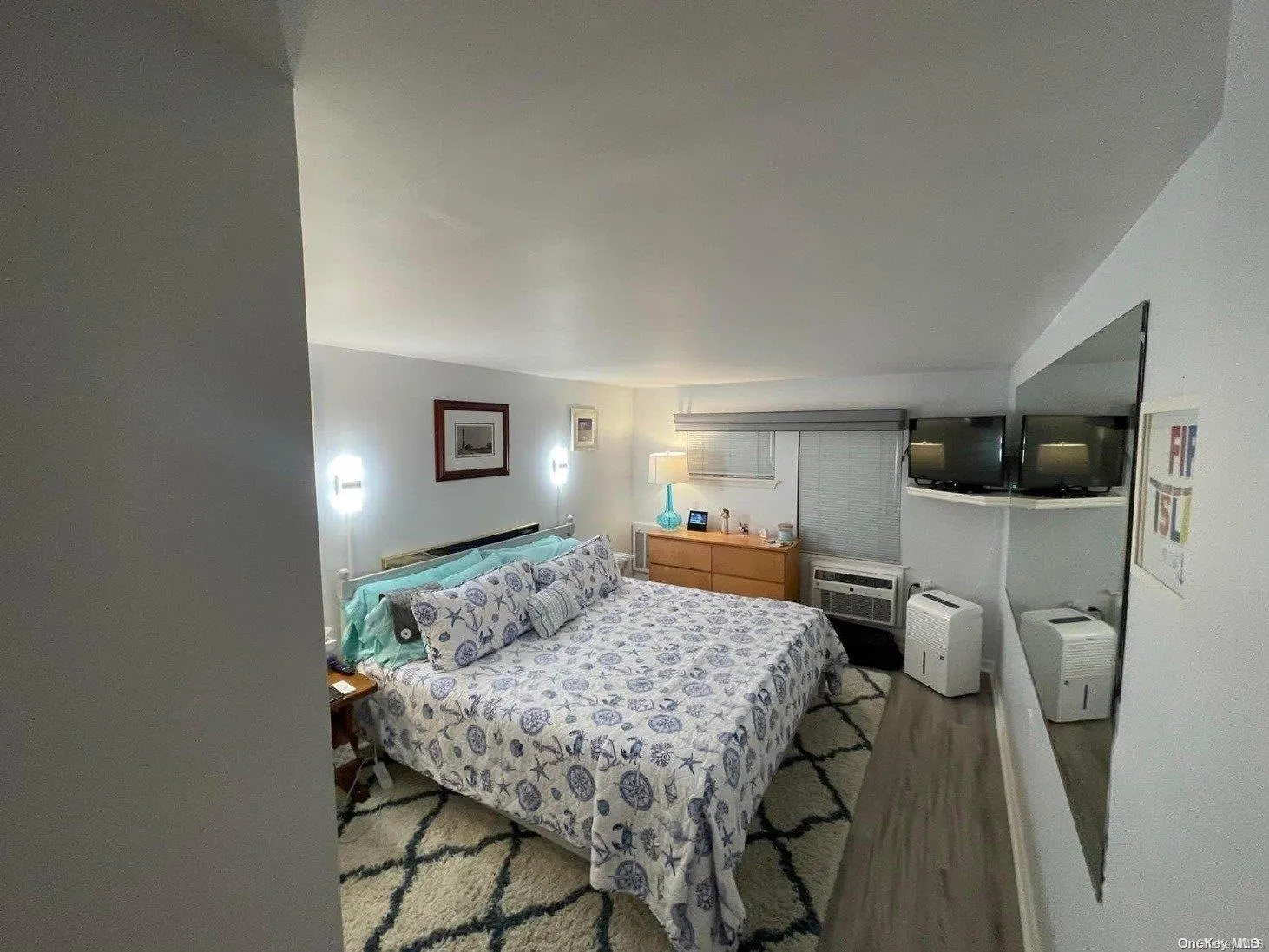 7 Dehnhoff Walk, Islip, NY, 3 Bedrooms Bedrooms, 6 Rooms Rooms,2 BathroomsBathrooms,Residential Lease,For Rent,Dehnhoff,0,L3539363 7 Dehnhoff Walk, Islip, NY, 3 Bedrooms Bedrooms, 6 Rooms Rooms,2 BathroomsBathrooms,Residential Lease,For Rent,Dehnhoff,0,L3539363