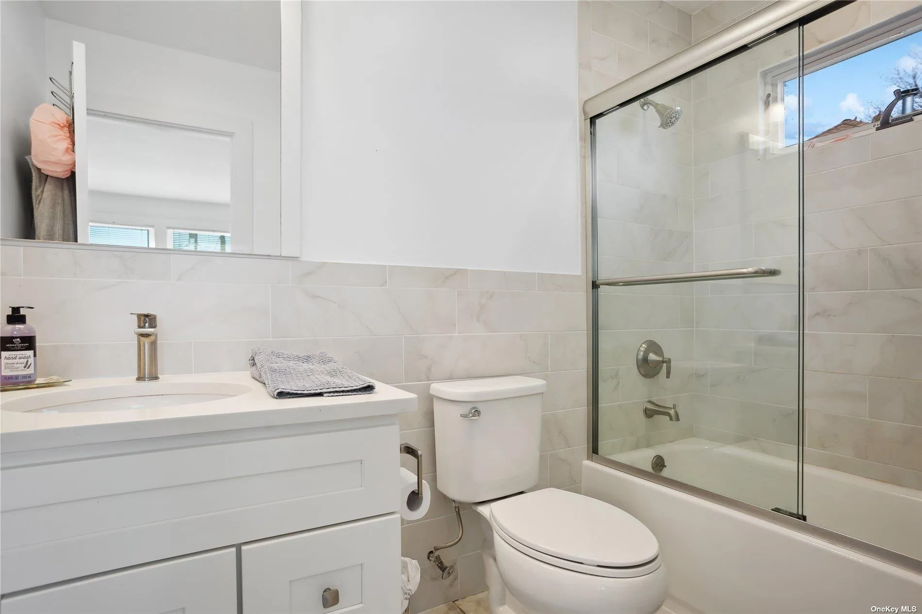 66 Library Avenue, Southampton, NY, 3 Bedrooms Bedrooms, 8 Rooms Rooms,2 BathroomsBathrooms,Residential Lease,For Rent,Library,0,L3539875 66 Library Avenue, Southampton, NY, 3 Bedrooms Bedrooms, 8 Rooms Rooms,2 BathroomsBathrooms,Residential Lease,For Rent,Library,0,L3539875