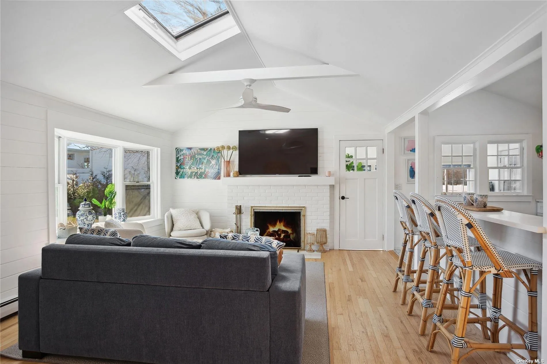 66 Library Avenue, Southampton, NY, 3 Bedrooms Bedrooms, 8 Rooms Rooms,2 BathroomsBathrooms,Residential Lease,For Rent,Library,0,L3539875 66 Library Avenue, Southampton, NY, 3 Bedrooms Bedrooms, 8 Rooms Rooms,2 BathroomsBathrooms,Residential Lease,For Rent,Library,0,L3539875