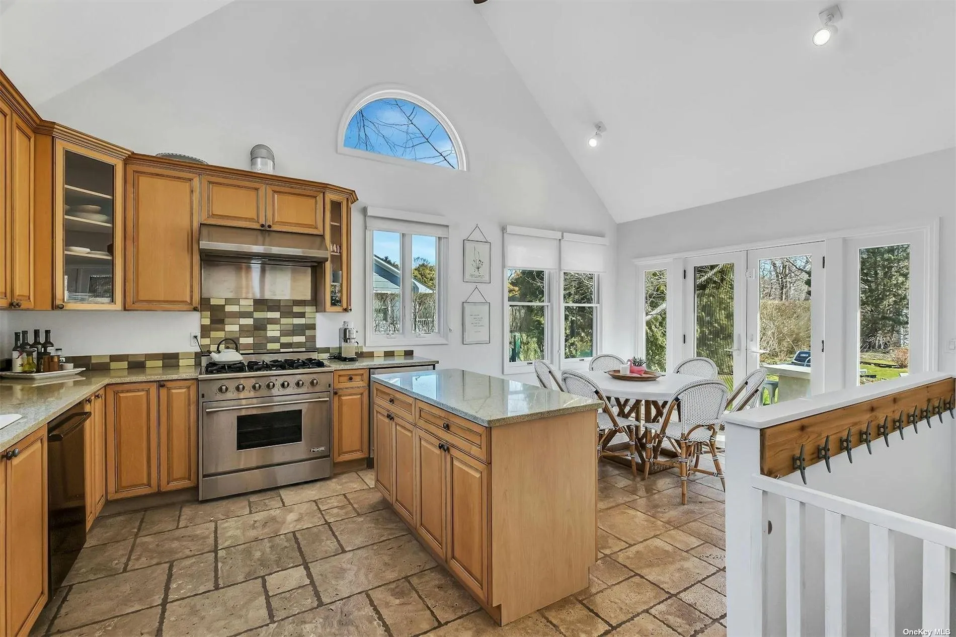 6 Nidzyn Avenue, Southampton, NY, 3 Bedrooms Bedrooms, 12 Rooms Rooms,3 BathroomsBathrooms,Residential Lease,For Rent,Nidzyn,0,L3541091 6 Nidzyn Avenue, Southampton, NY, 3 Bedrooms Bedrooms, 12 Rooms Rooms,3 BathroomsBathrooms,Residential Lease,For Rent,Nidzyn,0,L3541091