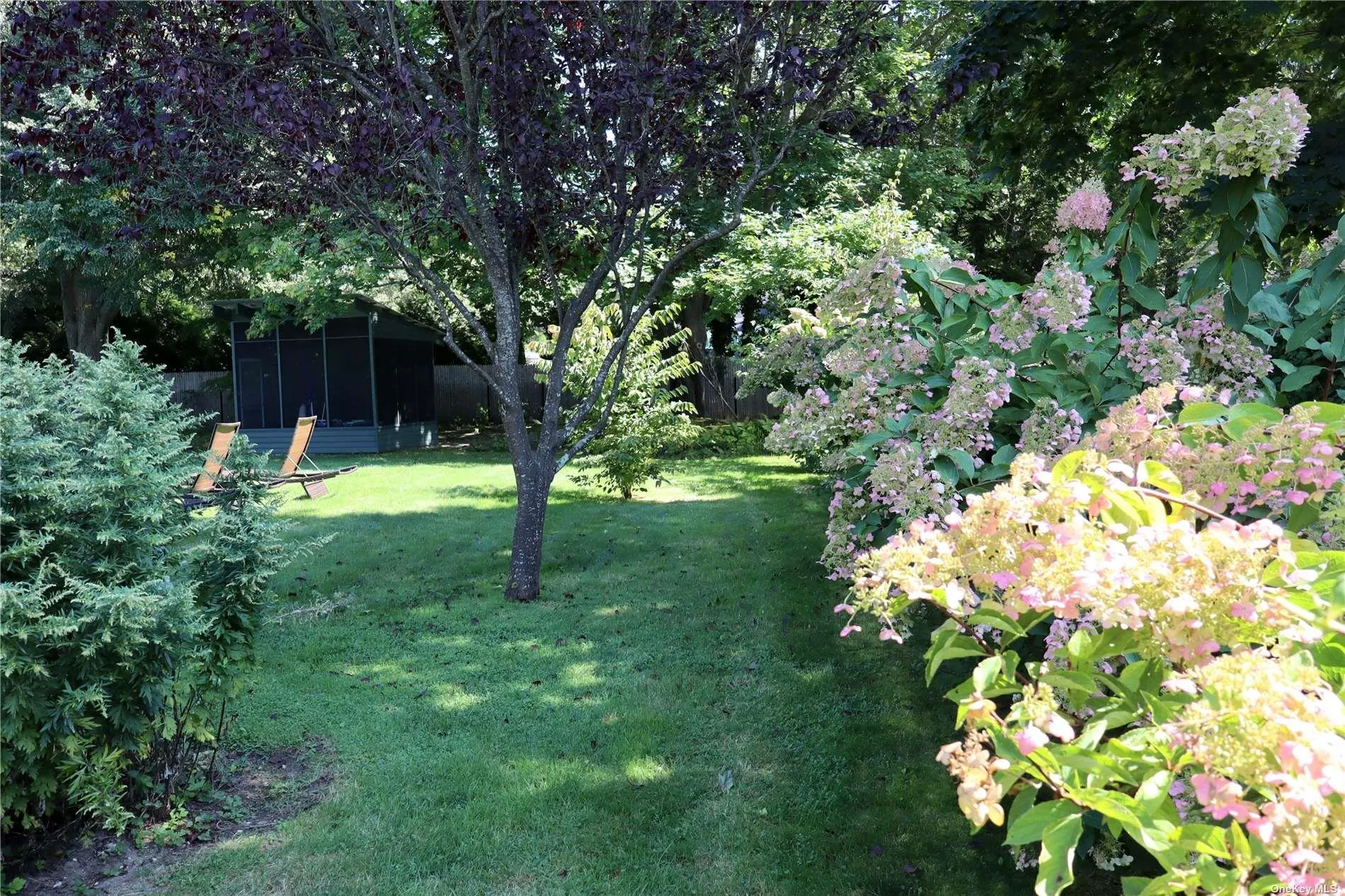 6 Nidzyn Avenue, Southampton, NY, 3 Bedrooms Bedrooms, 12 Rooms Rooms,3 BathroomsBathrooms,Residential Lease,For Rent,Nidzyn,0,L3541091 6 Nidzyn Avenue, Southampton, NY, 3 Bedrooms Bedrooms, 12 Rooms Rooms,3 BathroomsBathrooms,Residential Lease,For Rent,Nidzyn,0,L3541091