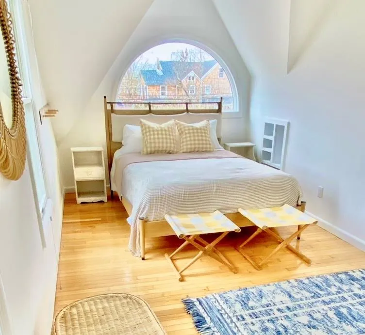 6 Nidzyn Avenue, Southampton, NY, 3 Bedrooms Bedrooms, 12 Rooms Rooms,3 BathroomsBathrooms,Residential Lease,For Rent,Nidzyn,0,L3541091 6 Nidzyn Avenue, Southampton, NY, 3 Bedrooms Bedrooms, 12 Rooms Rooms,3 BathroomsBathrooms,Residential Lease,For Rent,Nidzyn,0,L3541091