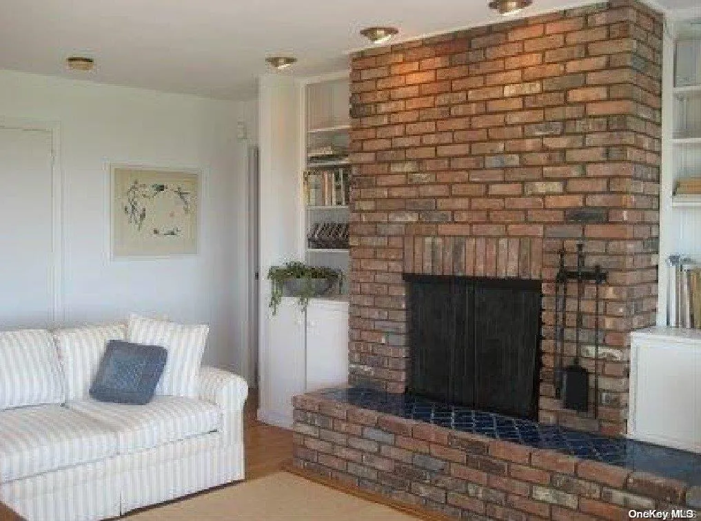 5 Bayberry Lane, Southampton, NY, 4 Bedrooms Bedrooms, 10 Rooms Rooms,3 BathroomsBathrooms,Residential,For Rent,Bayberry,0,L3542618 5 Bayberry Lane, Southampton, NY, 4 Bedrooms Bedrooms, 10 Rooms Rooms,3 BathroomsBathrooms,Residential,For Rent,Bayberry,0,L3542618