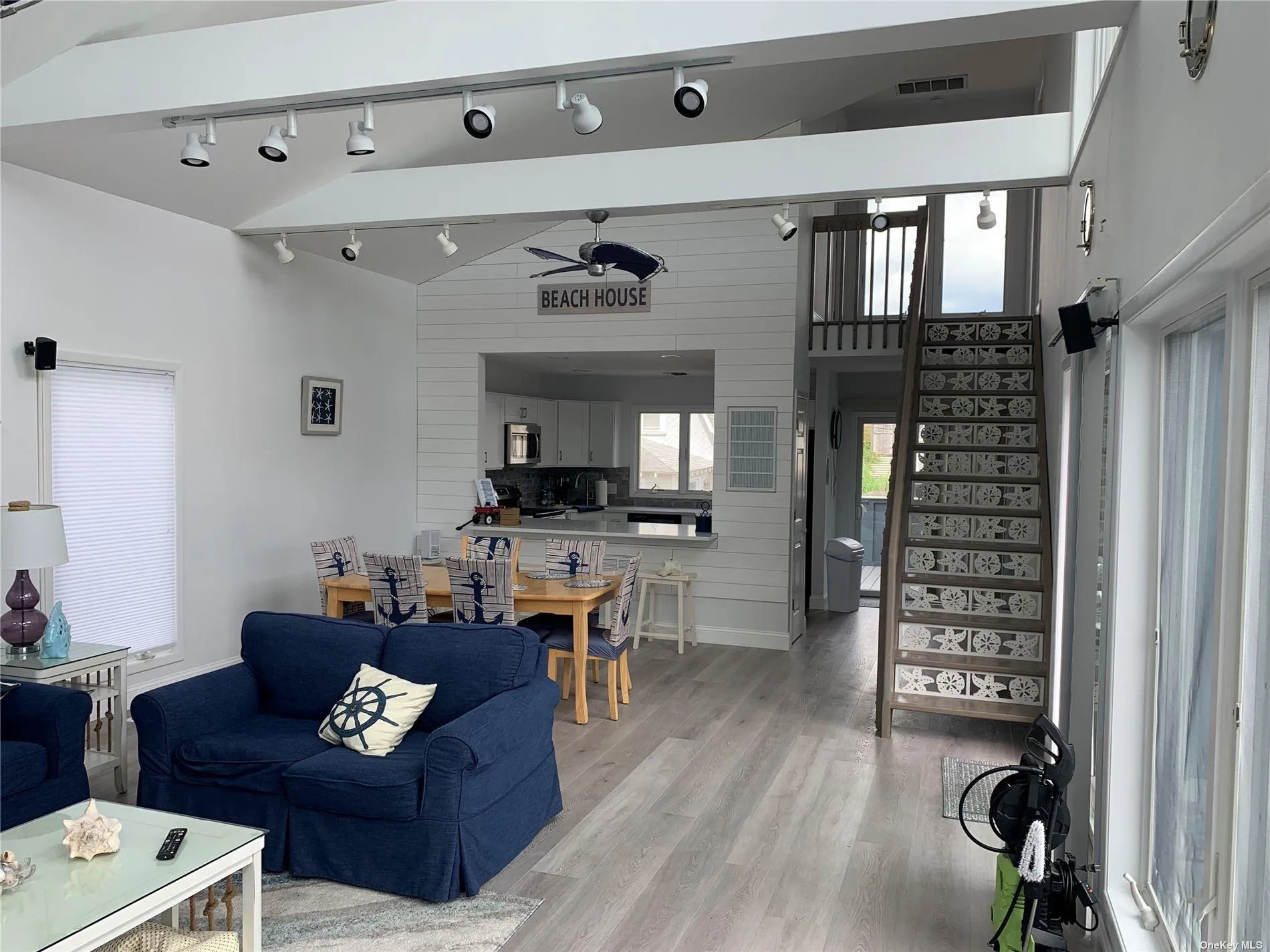187 Cottage Walk, Islip, NY, 4 Bedrooms Bedrooms, 6 Rooms Rooms,2 BathroomsBathrooms,Residential Lease,For Rent,Cottage,0,L3544738 187 Cottage Walk, Islip, NY, 4 Bedrooms Bedrooms, 6 Rooms Rooms,2 BathroomsBathrooms,Residential Lease,For Rent,Cottage,0,L3544738