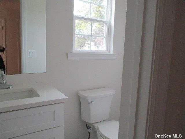 427 Macdonald Avenue, Brookhaven, NY, 4 Bedrooms Bedrooms, 9 Rooms Rooms,2 BathroomsBathrooms,Residential,For Rent,Macdonald,0,L3545690 427 Macdonald Avenue, Brookhaven, NY, 4 Bedrooms Bedrooms, 9 Rooms Rooms,2 BathroomsBathrooms,Residential,For Rent,Macdonald,0,L3545690