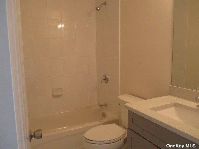 427 Macdonald Avenue, Brookhaven, NY, 4 Bedrooms Bedrooms, 9 Rooms Rooms,2 BathroomsBathrooms,Residential,For Rent,Macdonald,0,L3545690 427 Macdonald Avenue, Brookhaven, NY, 4 Bedrooms Bedrooms, 9 Rooms Rooms,2 BathroomsBathrooms,Residential,For Rent,Macdonald,0,L3545690