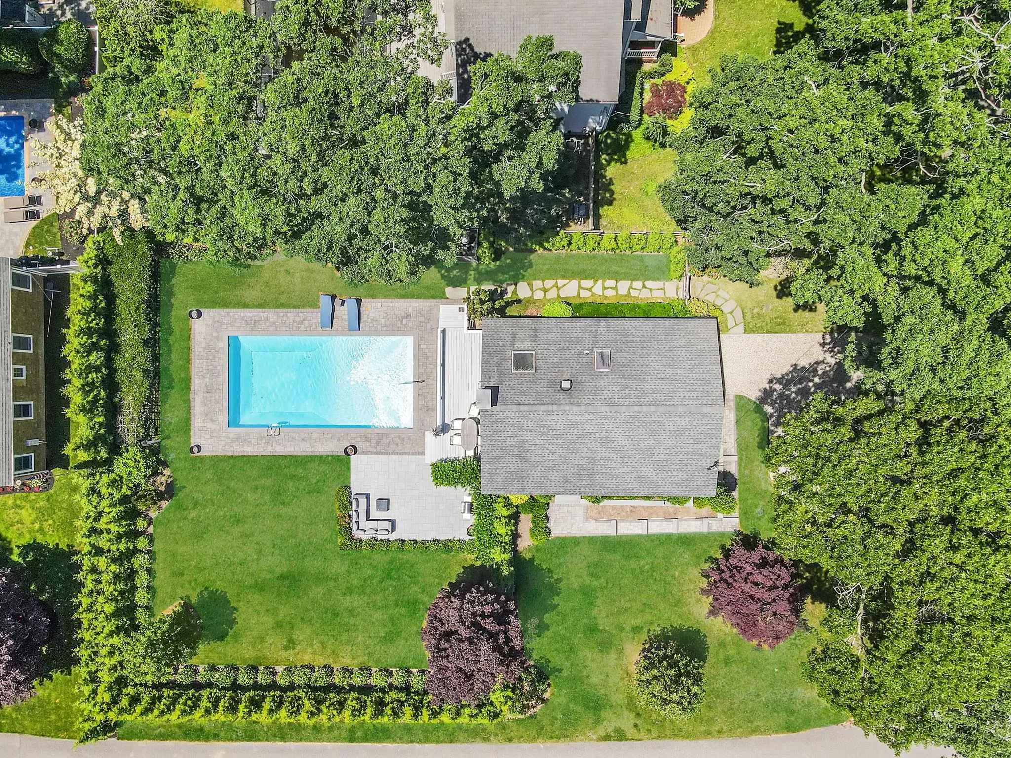 Bird\'s eye view of a pool Bird\'s eye view of a pool