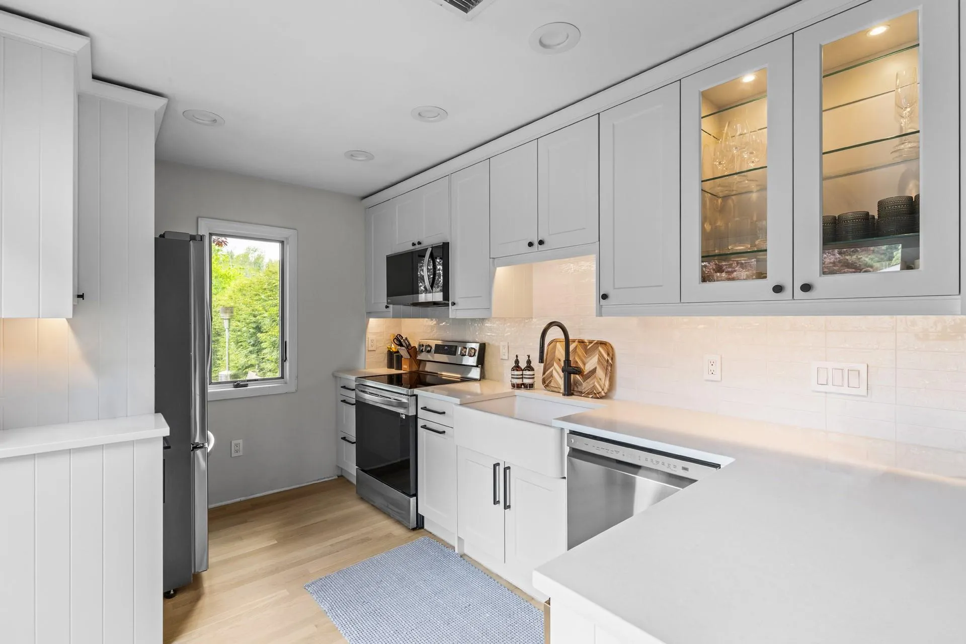 6 West End Avenue, Southampton, NY, 2 Bedrooms Bedrooms, 8 Rooms Rooms,1 BathroomBathrooms,Residential Lease,For Rent,West End,0,L3546142 6 West End Avenue, Southampton, NY, 2 Bedrooms Bedrooms, 8 Rooms Rooms,1 BathroomBathrooms,Residential Lease,For Rent,West End,0,L3546142