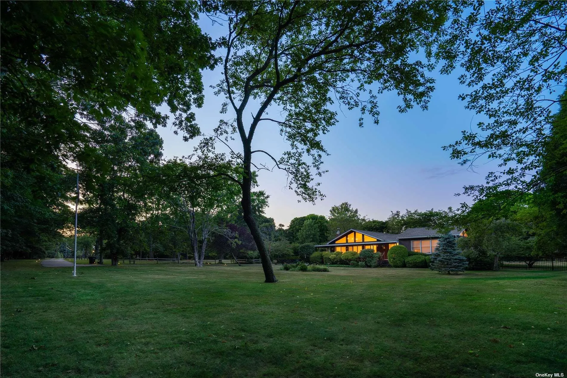 300 Marion Place, Southold, NY, 3 Bedrooms Bedrooms, 8 Rooms Rooms,2 BathroomsBathrooms,Residential Lease,For Rent,Marion,0,L3546433 300 Marion Place, Southold, NY, 3 Bedrooms Bedrooms, 8 Rooms Rooms,2 BathroomsBathrooms,Residential Lease,For Rent,Marion,0,L3546433