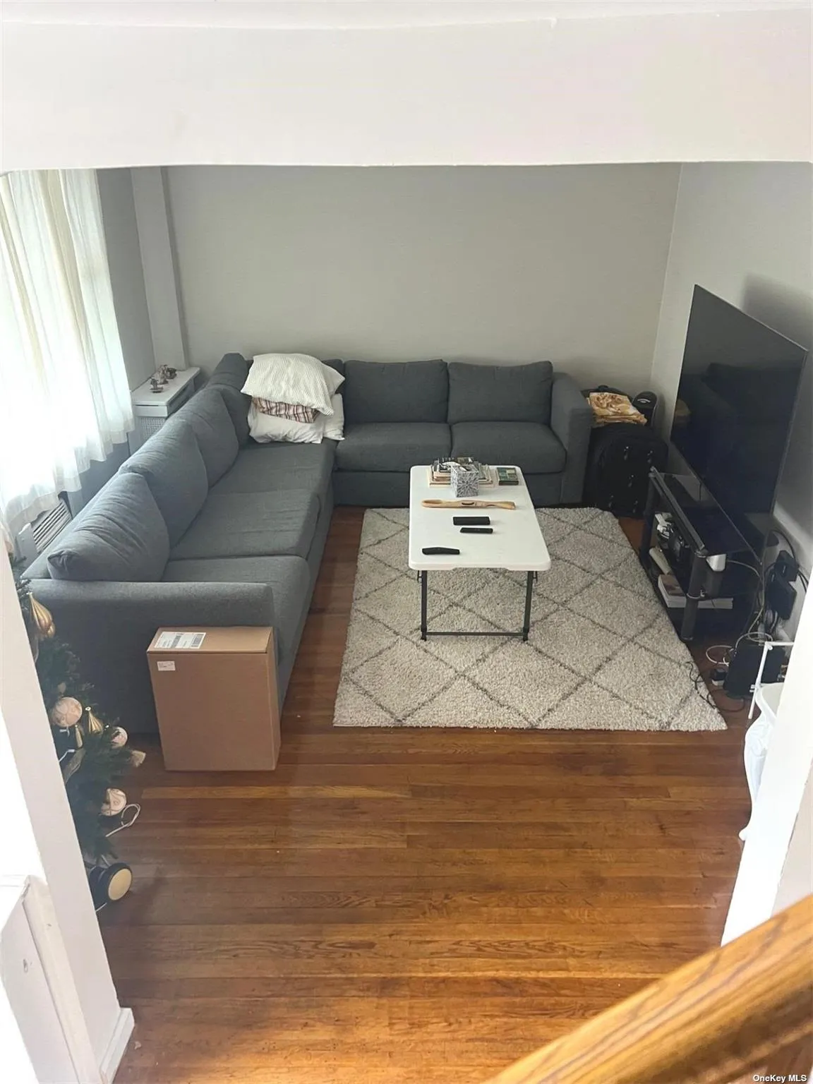 43-20 72nd Street, New York, NY, 3 Bedrooms Bedrooms, 6 Rooms Rooms,1 BathroomBathrooms,Residential,For Rent,72nd,0,L3547102 43-20 72nd Street, New York, NY, 3 Bedrooms Bedrooms, 6 Rooms Rooms,1 BathroomBathrooms,Residential,For Rent,72nd,0,L3547102
