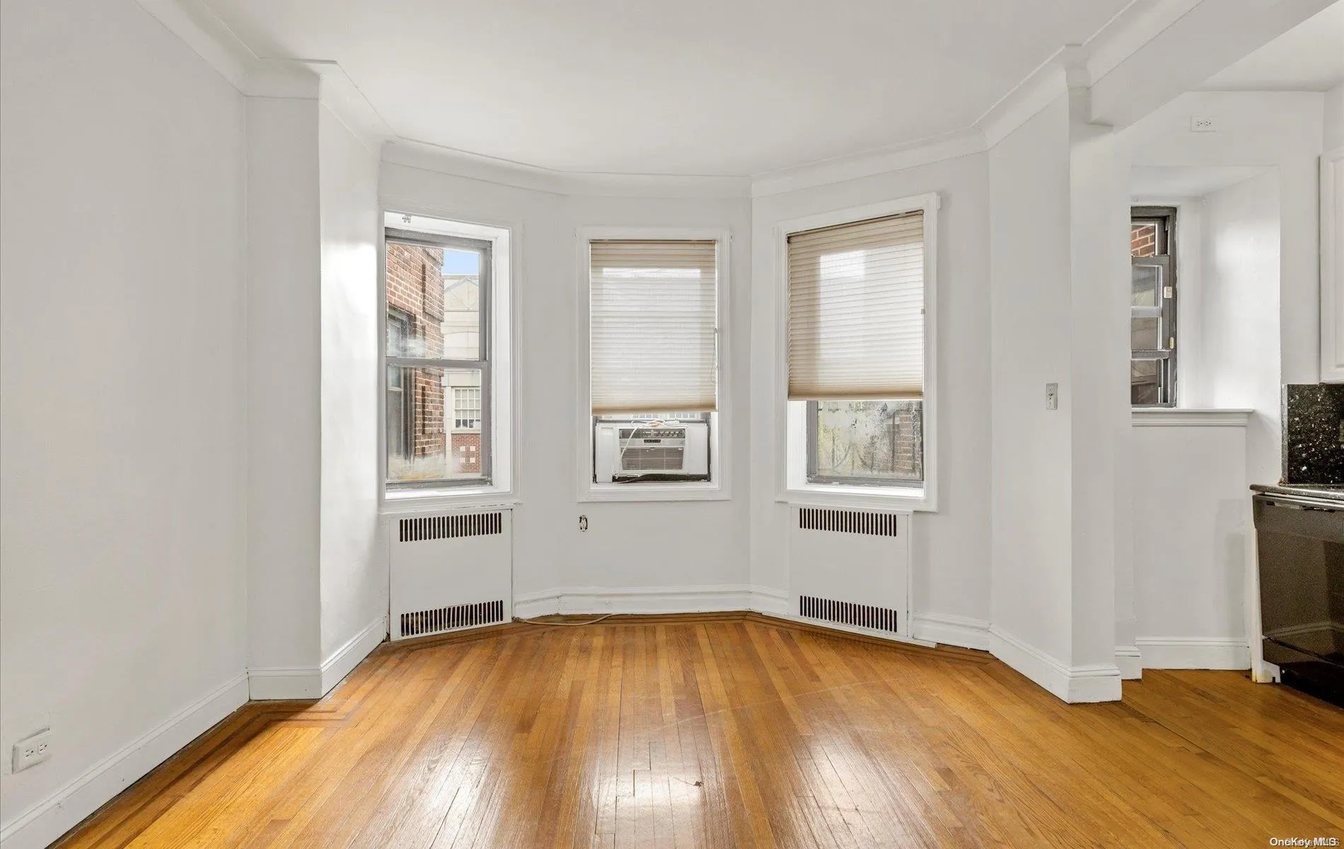 34-24 82nd Street, New York, NY, 1 Bedroom Bedrooms, 3 Rooms Rooms,1 BathroomBathrooms,Residential,For Rent,82nd Street,0,L3547886 34-24 82nd Street, New York, NY, 1 Bedroom Bedrooms, 3 Rooms Rooms,1 BathroomBathrooms,Residential,For Rent,82nd Street,0,L3547886