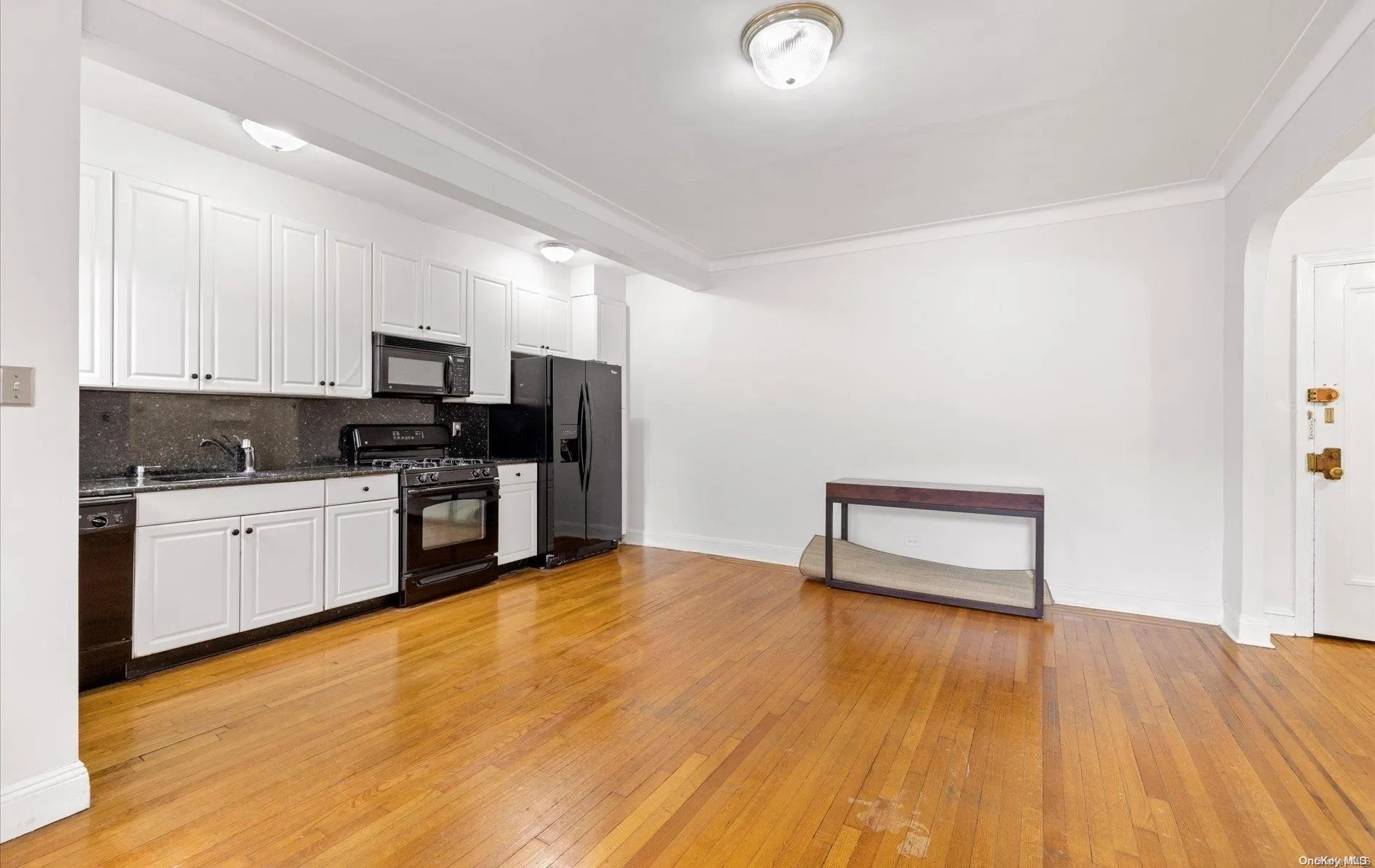 34-24 82nd Street, New York, NY, 1 Bedroom Bedrooms, 3 Rooms Rooms,1 BathroomBathrooms,Residential,For Rent,82nd Street,0,L3547886 34-24 82nd Street, New York, NY, 1 Bedroom Bedrooms, 3 Rooms Rooms,1 BathroomBathrooms,Residential,For Rent,82nd Street,0,L3547886