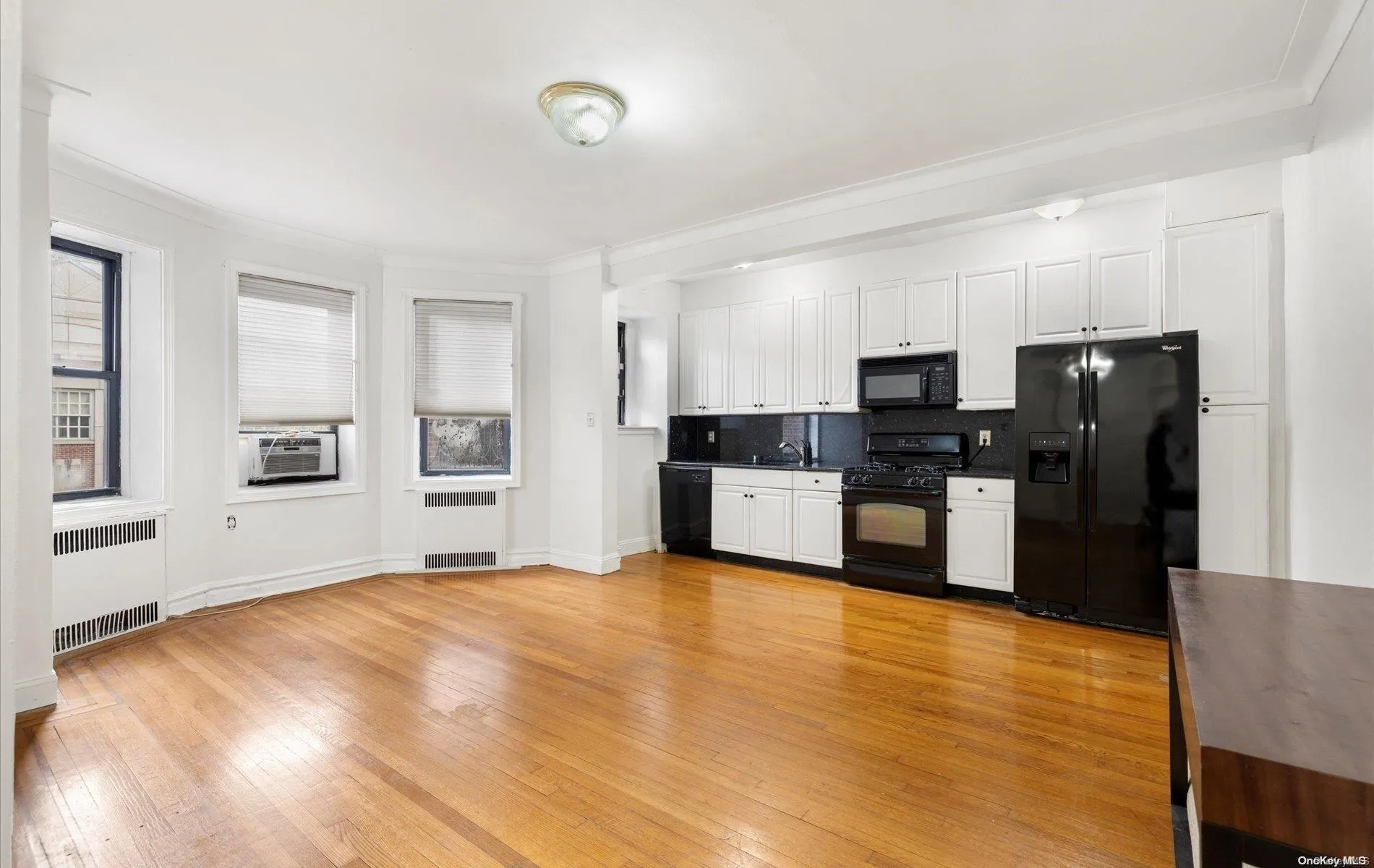 34-24 82nd Street, New York, NY, 1 Bedroom Bedrooms, 3 Rooms Rooms,1 BathroomBathrooms,Residential,For Rent,82nd Street,0,L3547886 34-24 82nd Street, New York, NY, 1 Bedroom Bedrooms, 3 Rooms Rooms,1 BathroomBathrooms,Residential,For Rent,82nd Street,0,L3547886