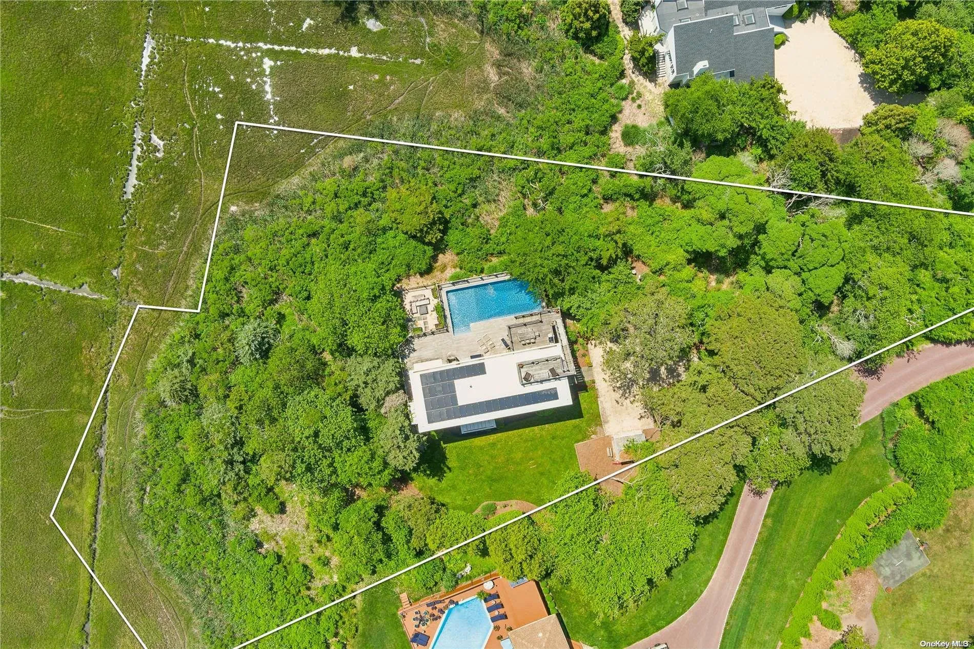 32 Tuthill Lane, Southampton, NY, 4 Bedrooms Bedrooms, 10 Rooms Rooms,2 BathroomsBathrooms,Residential Lease,Idx,Tuthill,0,L3549051 32 Tuthill Lane, Southampton, NY, 4 Bedrooms Bedrooms, 10 Rooms Rooms,2 BathroomsBathrooms,Residential Lease,Idx,Tuthill,0,L3549051