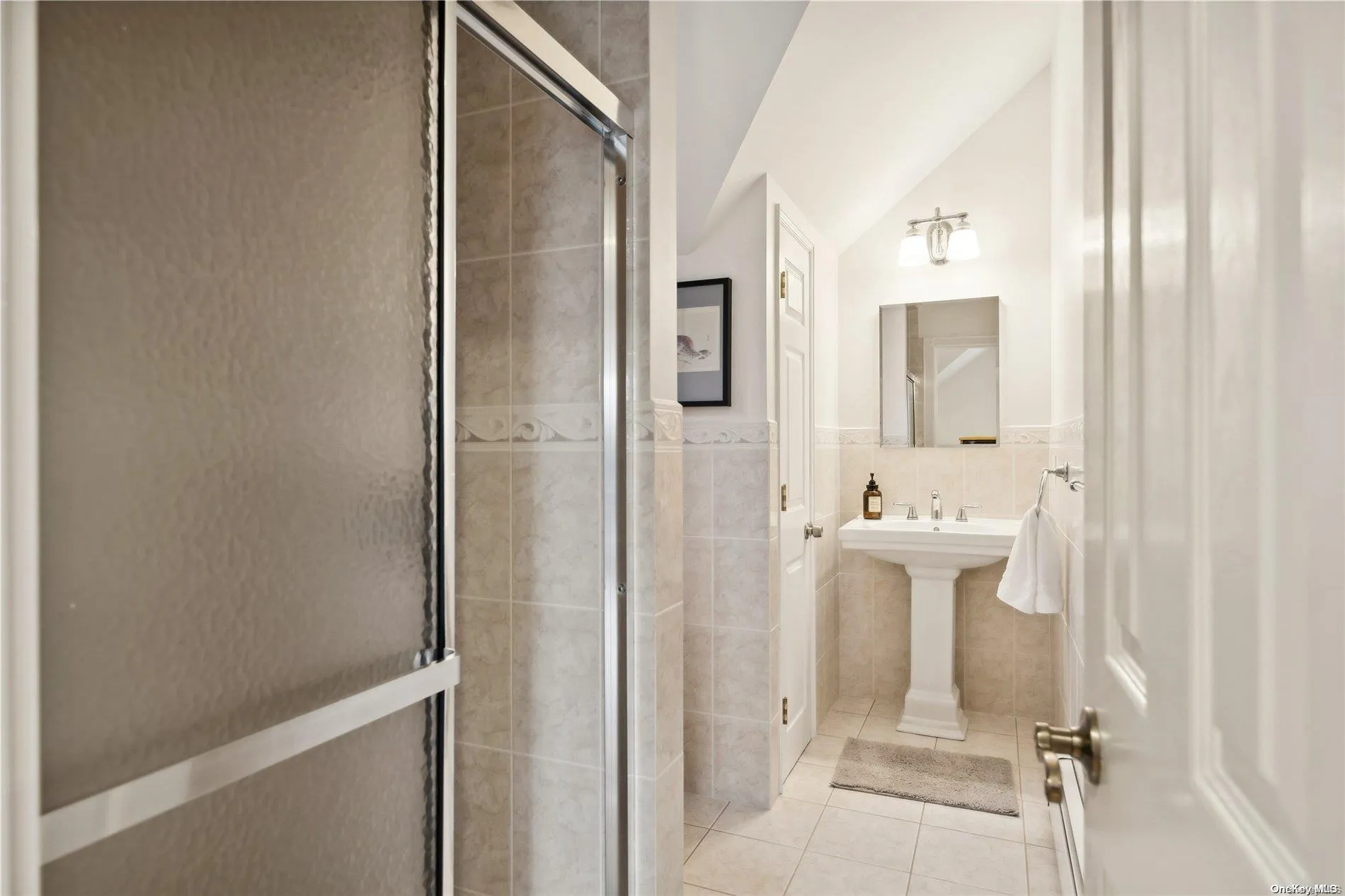 Primary ensuite Primary ensuite