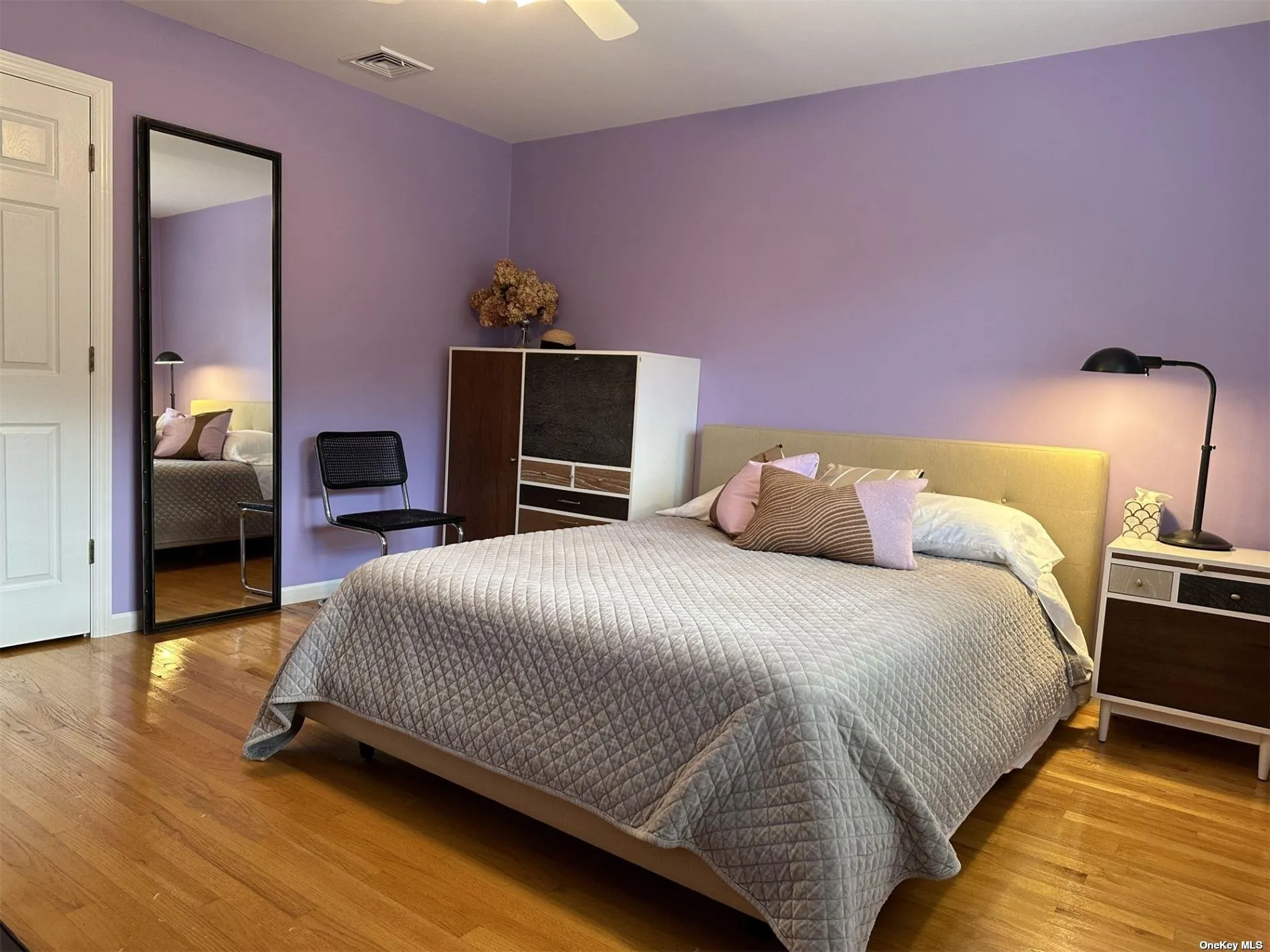 Guest bedroom Guest bedroom