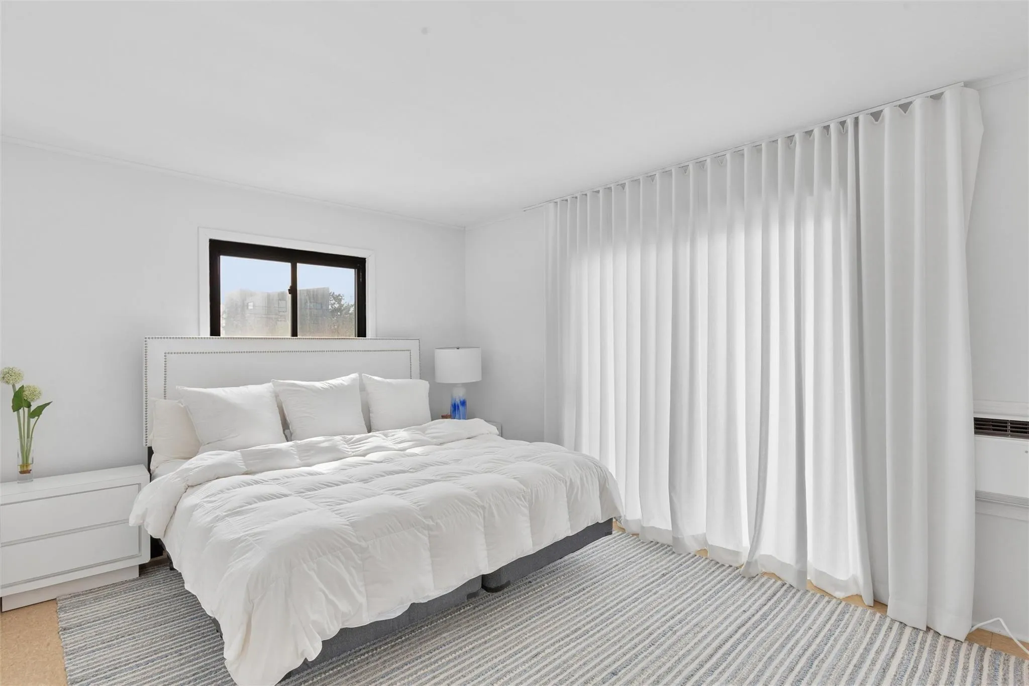 298 DUNE Road, Southampton, NY, 3 Bedrooms Bedrooms, 8 Rooms Rooms,2 BathroomsBathrooms,Residential Lease,For Rent,DUNE,0,L3551571 298 DUNE Road, Southampton, NY, 3 Bedrooms Bedrooms, 8 Rooms Rooms,2 BathroomsBathrooms,Residential Lease,For Rent,DUNE,0,L3551571