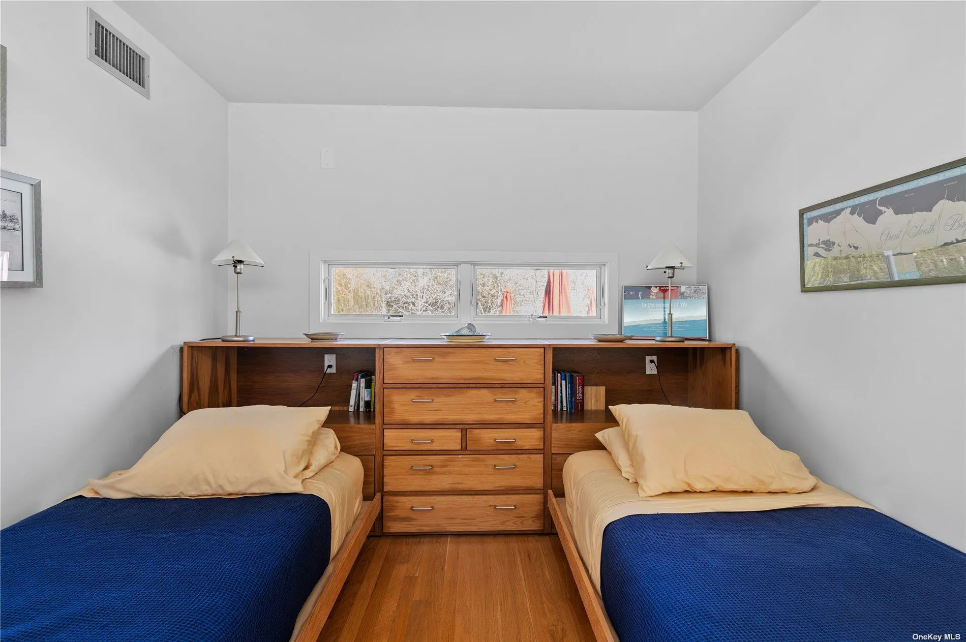36 Beachwold Avenue, Islip, NY, 4 Bedrooms Bedrooms, 7 Rooms Rooms,2 BathroomsBathrooms,Residential Lease,Idx,Beachwold,0,L3551618 36 Beachwold Avenue, Islip, NY, 4 Bedrooms Bedrooms, 7 Rooms Rooms,2 BathroomsBathrooms,Residential Lease,Idx,Beachwold,0,L3551618