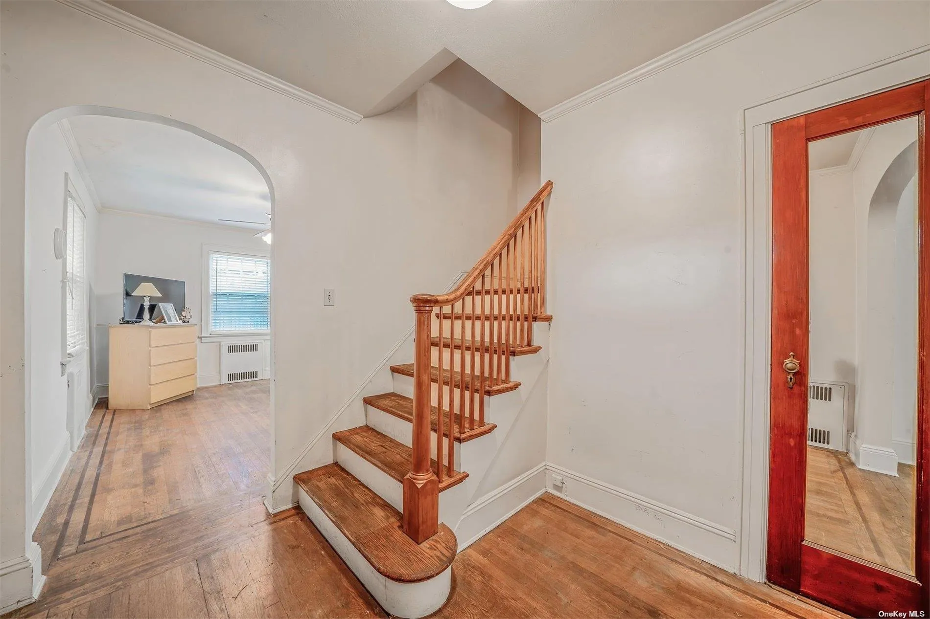 60-14 60th Avenue, New York, NY, 3 Bedrooms Bedrooms, 6 Rooms Rooms,2 BathroomsBathrooms,Residential,For Rent,60th,0,L3551646 60-14 60th Avenue, New York, NY, 3 Bedrooms Bedrooms, 6 Rooms Rooms,2 BathroomsBathrooms,Residential,For Rent,60th,0,L3551646