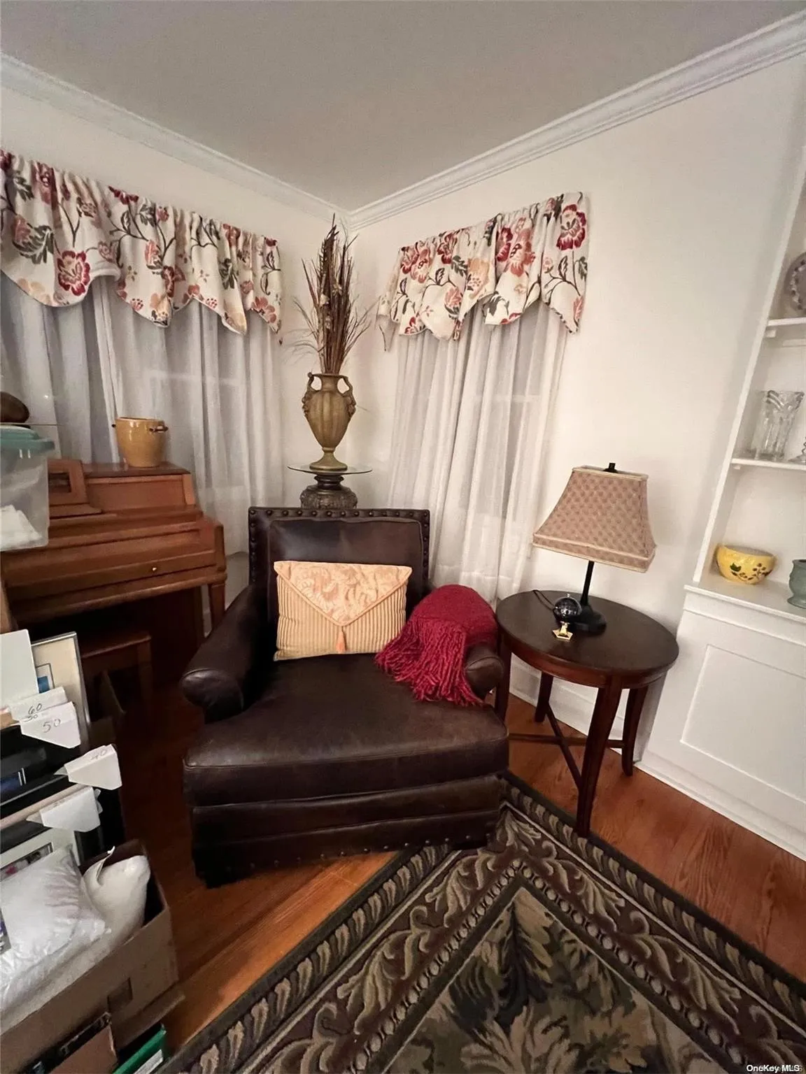 L/R next to piano & Fireplace L/R next to piano & Fireplace