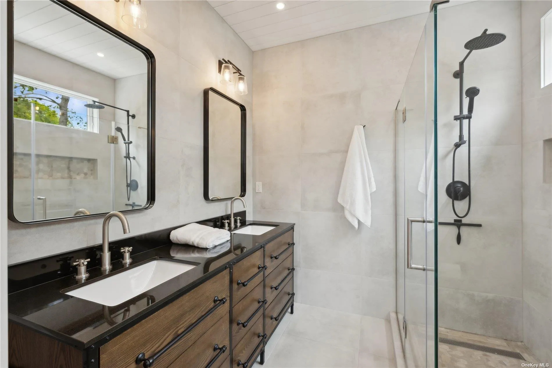 15 Hill Side Lane, East Hampton, NY, 4 Bedrooms Bedrooms, 14 Rooms Rooms,6 BathroomsBathrooms,Residential Lease,Idx,Hill Side,0,L3552889 15 Hill Side Lane, East Hampton, NY, 4 Bedrooms Bedrooms, 14 Rooms Rooms,6 BathroomsBathrooms,Residential Lease,Idx,Hill Side,0,L3552889