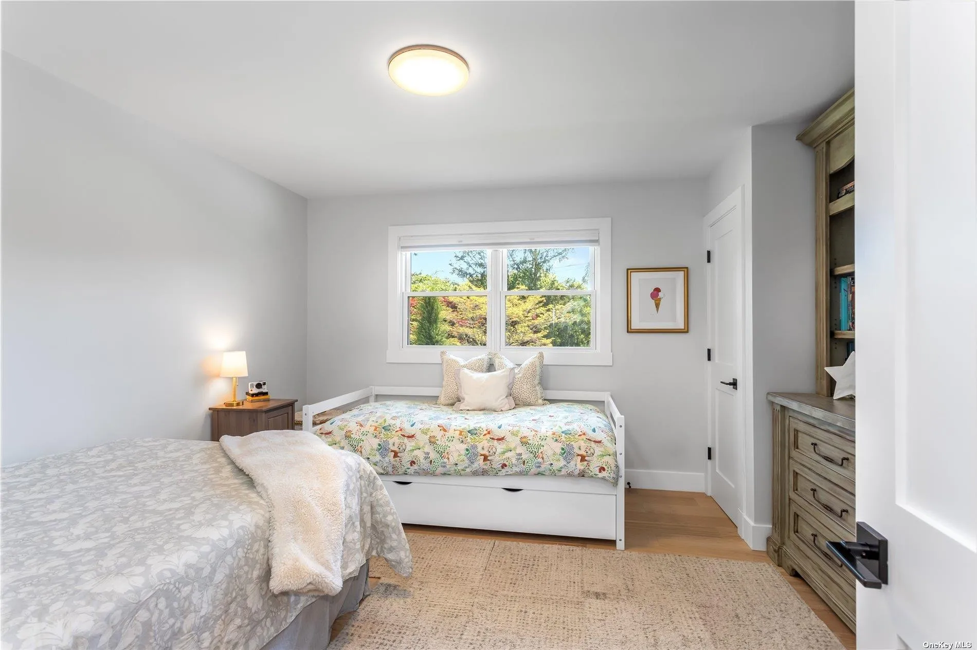 Guest Room with Full & Twin Bed Guest Room with Full & Twin Bed