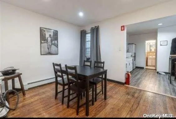 31-10 95th Street, New York, NY, 3 Bedrooms Bedrooms, 6 Rooms Rooms,1 BathroomBathrooms,Residential,For Rent,95th,0,L3553769 31-10 95th Street, New York, NY, 3 Bedrooms Bedrooms, 6 Rooms Rooms,1 BathroomBathrooms,Residential,For Rent,95th,0,L3553769