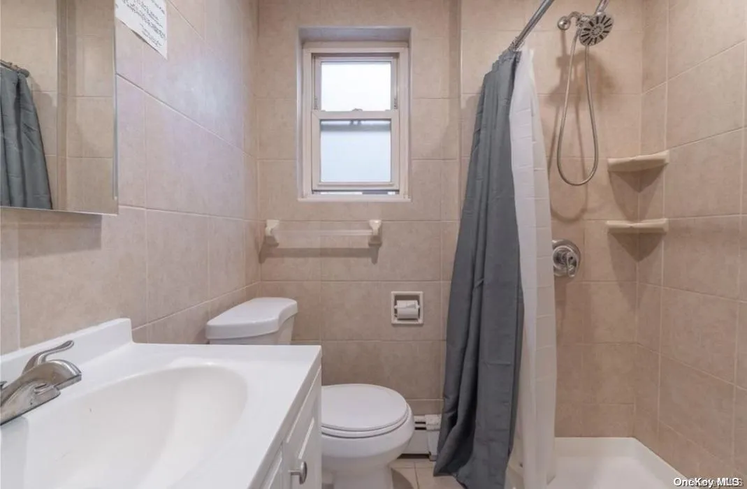 31-10 95th Street, New York, NY, 3 Bedrooms Bedrooms, 6 Rooms Rooms,1 BathroomBathrooms,Residential,For Rent,95th,0,L3553769 31-10 95th Street, New York, NY, 3 Bedrooms Bedrooms, 6 Rooms Rooms,1 BathroomBathrooms,Residential,For Rent,95th,0,L3553769