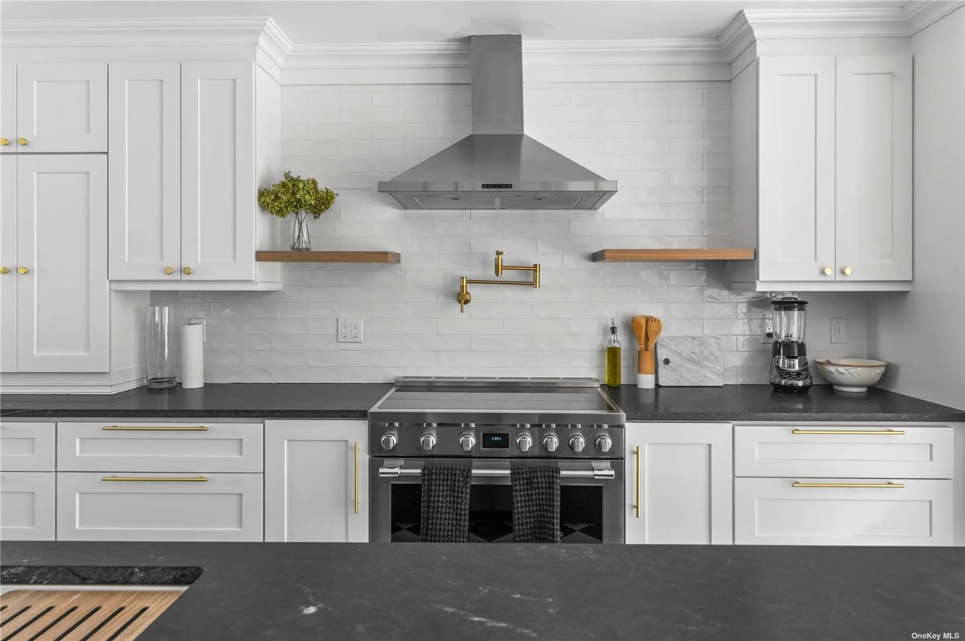 870 Stars Road, Southold, NY, 3 Bedrooms Bedrooms, 9 Rooms Rooms,3 BathroomsBathrooms,Residential Lease,Idx,Stars,0,L3553837 870 Stars Road, Southold, NY, 3 Bedrooms Bedrooms, 9 Rooms Rooms,3 BathroomsBathrooms,Residential Lease,Idx,Stars,0,L3553837