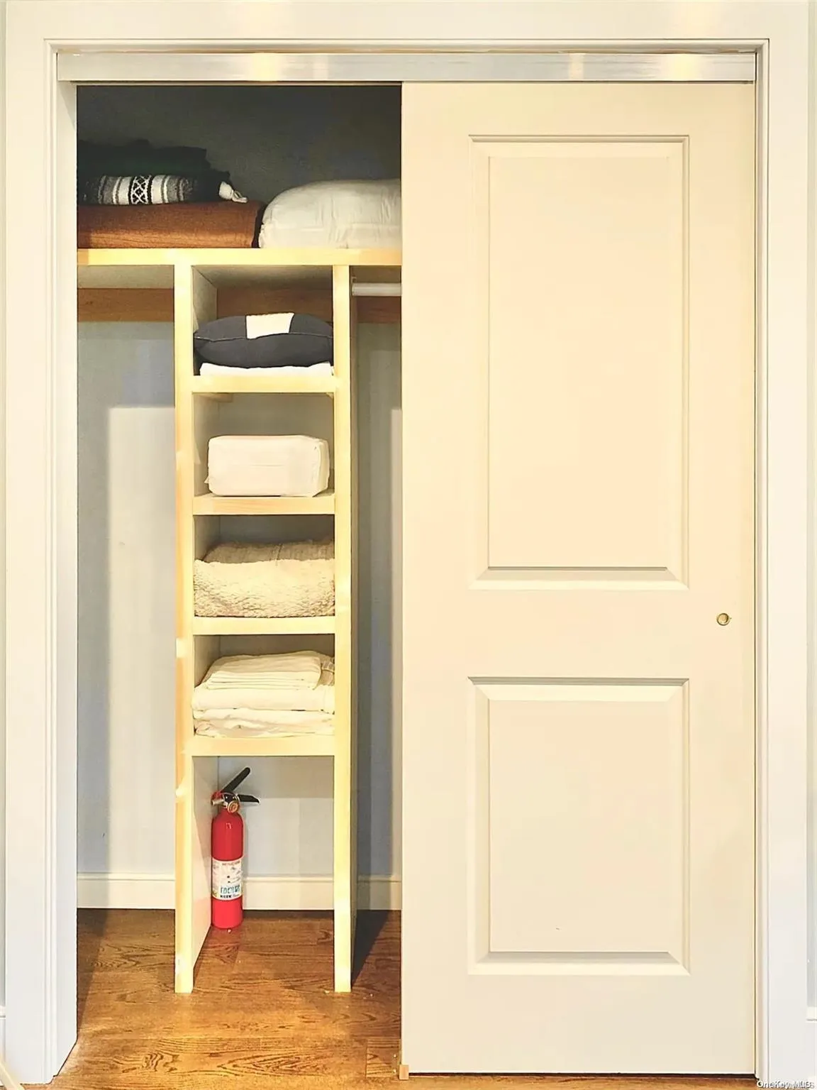 6430 Hortons Lane, Southold, NY, 4 Bedrooms Bedrooms, 8 Rooms Rooms,3 BathroomsBathrooms,Residential Lease,Idx,Hortons,0,L3556906 6430 Hortons Lane, Southold, NY, 4 Bedrooms Bedrooms, 8 Rooms Rooms,3 BathroomsBathrooms,Residential Lease,Idx,Hortons,0,L3556906