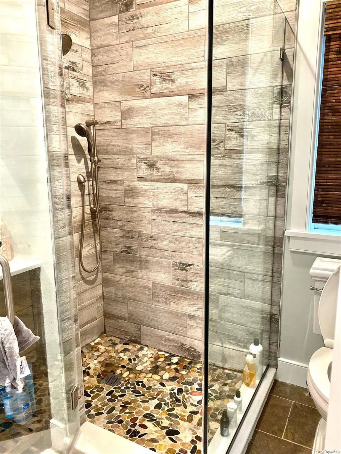 6430 Hortons Lane, Southold, NY, 4 Bedrooms Bedrooms, 8 Rooms Rooms,3 BathroomsBathrooms,Residential Lease,Idx,Hortons,0,L3556906 6430 Hortons Lane, Southold, NY, 4 Bedrooms Bedrooms, 8 Rooms Rooms,3 BathroomsBathrooms,Residential Lease,Idx,Hortons,0,L3556906