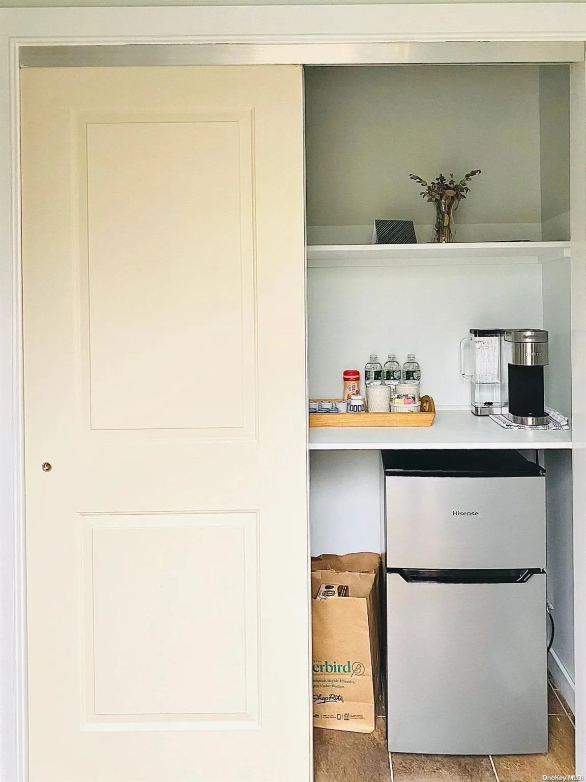 6430 Hortons Lane, Southold, NY, 4 Bedrooms Bedrooms, 8 Rooms Rooms,3 BathroomsBathrooms,Residential Lease,Idx,Hortons,0,L3556906 6430 Hortons Lane, Southold, NY, 4 Bedrooms Bedrooms, 8 Rooms Rooms,3 BathroomsBathrooms,Residential Lease,Idx,Hortons,0,L3556906