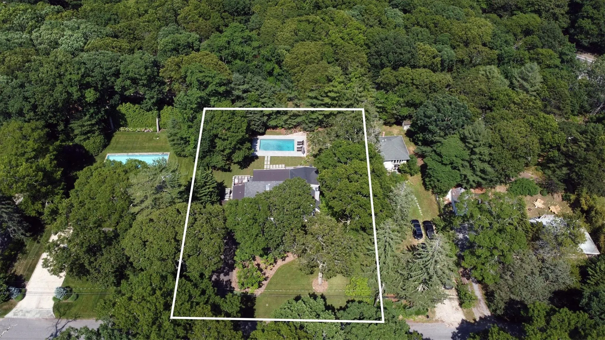 Aerial overview of property's location. Aerial overview of property's location.