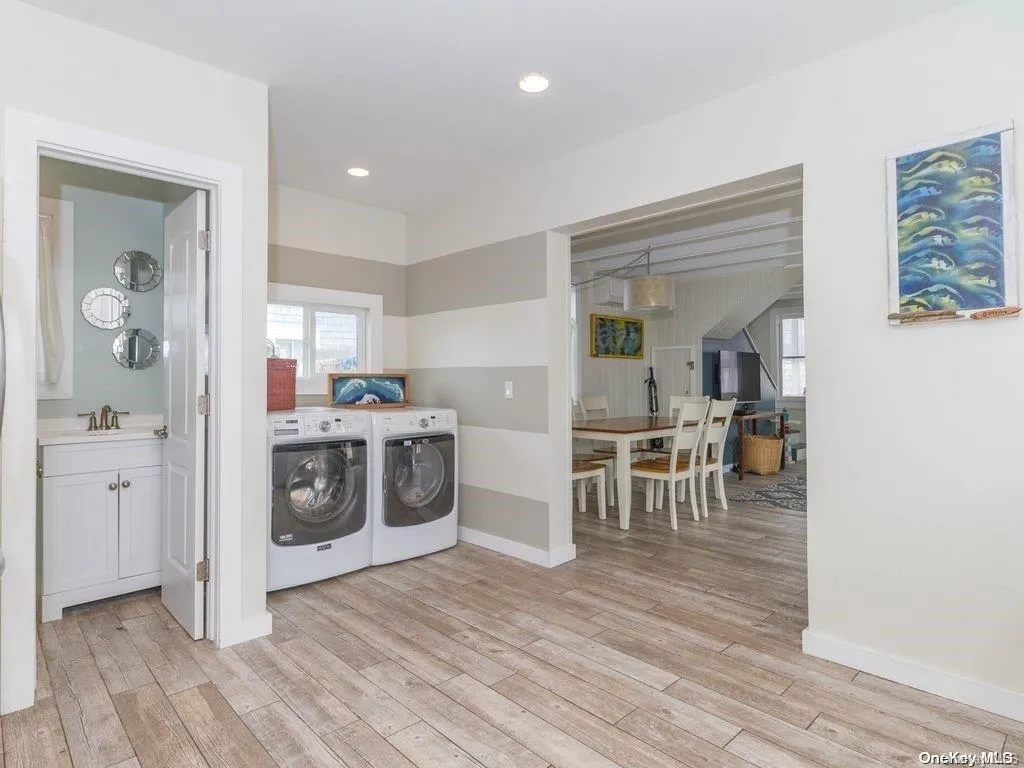 192 Cottage Walk, Islip, NY, 3 Bedrooms Bedrooms, 6 Rooms Rooms,1 BathroomBathrooms,Residential Lease,For Rent,Cottage,0,L3557939 192 Cottage Walk, Islip, NY, 3 Bedrooms Bedrooms, 6 Rooms Rooms,1 BathroomBathrooms,Residential Lease,For Rent,Cottage,0,L3557939