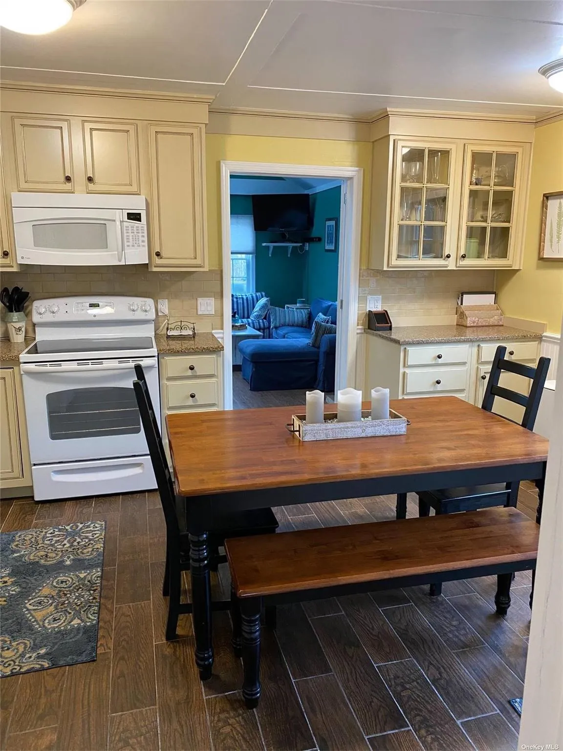 182 Cottage Walk, Islip, NY, 3 Bedrooms Bedrooms, 5 Rooms Rooms,2 BathroomsBathrooms,Residential Lease,For Rent,Cottage,0,L3560857 182 Cottage Walk, Islip, NY, 3 Bedrooms Bedrooms, 5 Rooms Rooms,2 BathroomsBathrooms,Residential Lease,For Rent,Cottage,0,L3560857