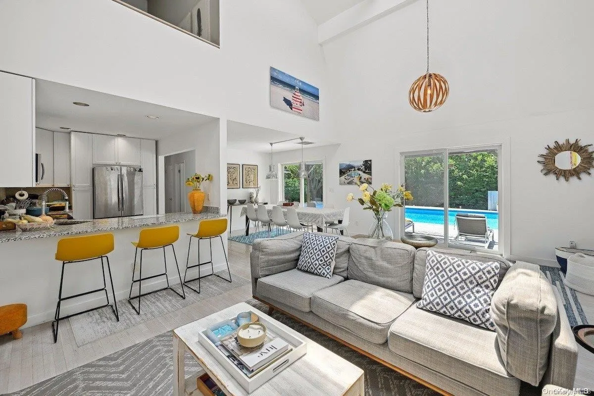 2 William Way, Southampton, NY, 4 Bedrooms Bedrooms, 17 Rooms Rooms,4 BathroomsBathrooms,Residential Lease,Idx,William,0,L3562415 2 William Way, Southampton, NY, 4 Bedrooms Bedrooms, 17 Rooms Rooms,4 BathroomsBathrooms,Residential Lease,Idx,William,0,L3562415