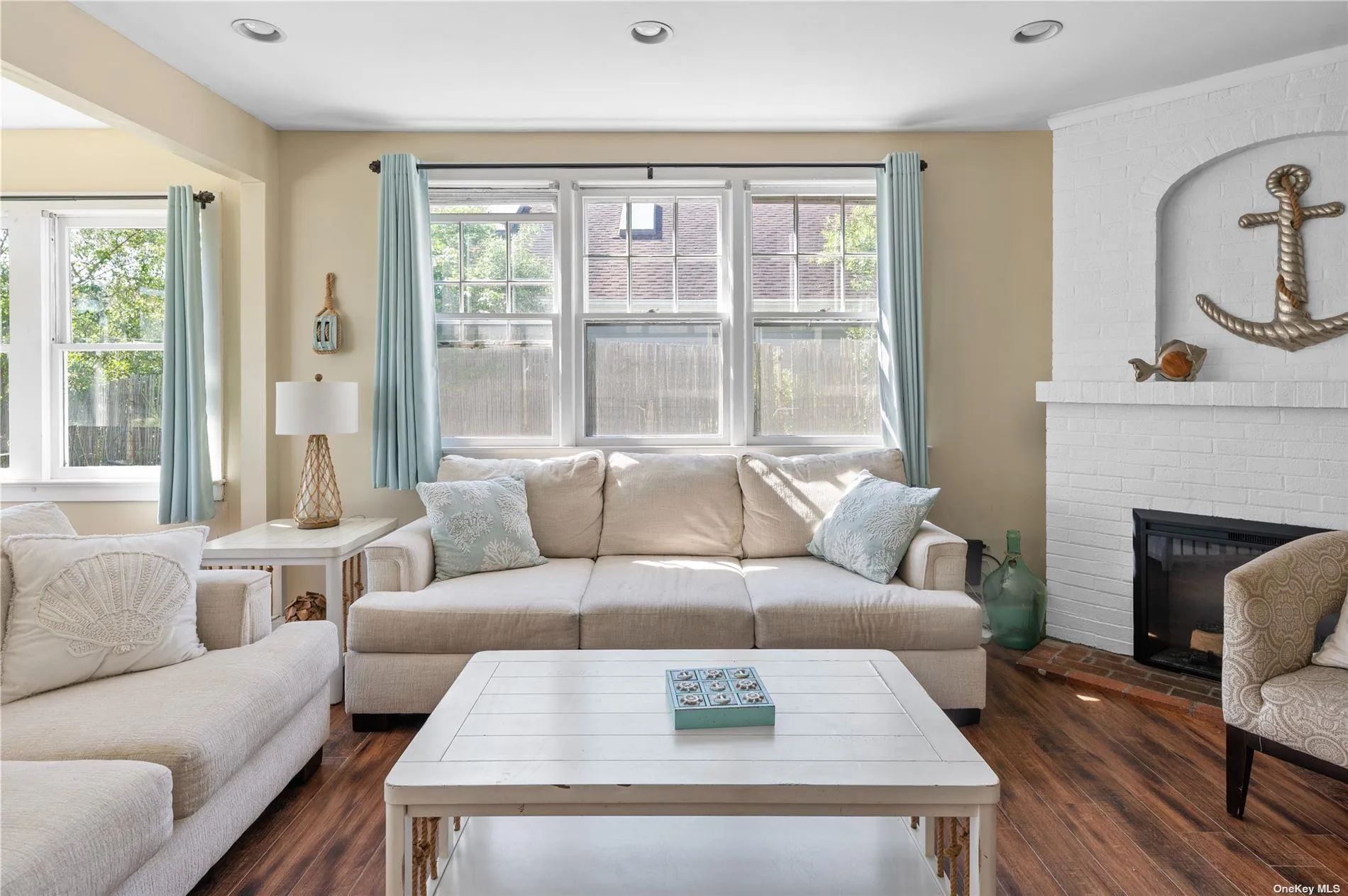 180 Cottage Walk, Islip, NY, 5 Bedrooms Bedrooms, 8 Rooms Rooms,2 BathroomsBathrooms,Residential Lease,For Rent,Cottage,0,L3562906 180 Cottage Walk, Islip, NY, 5 Bedrooms Bedrooms, 8 Rooms Rooms,2 BathroomsBathrooms,Residential Lease,For Rent,Cottage,0,L3562906