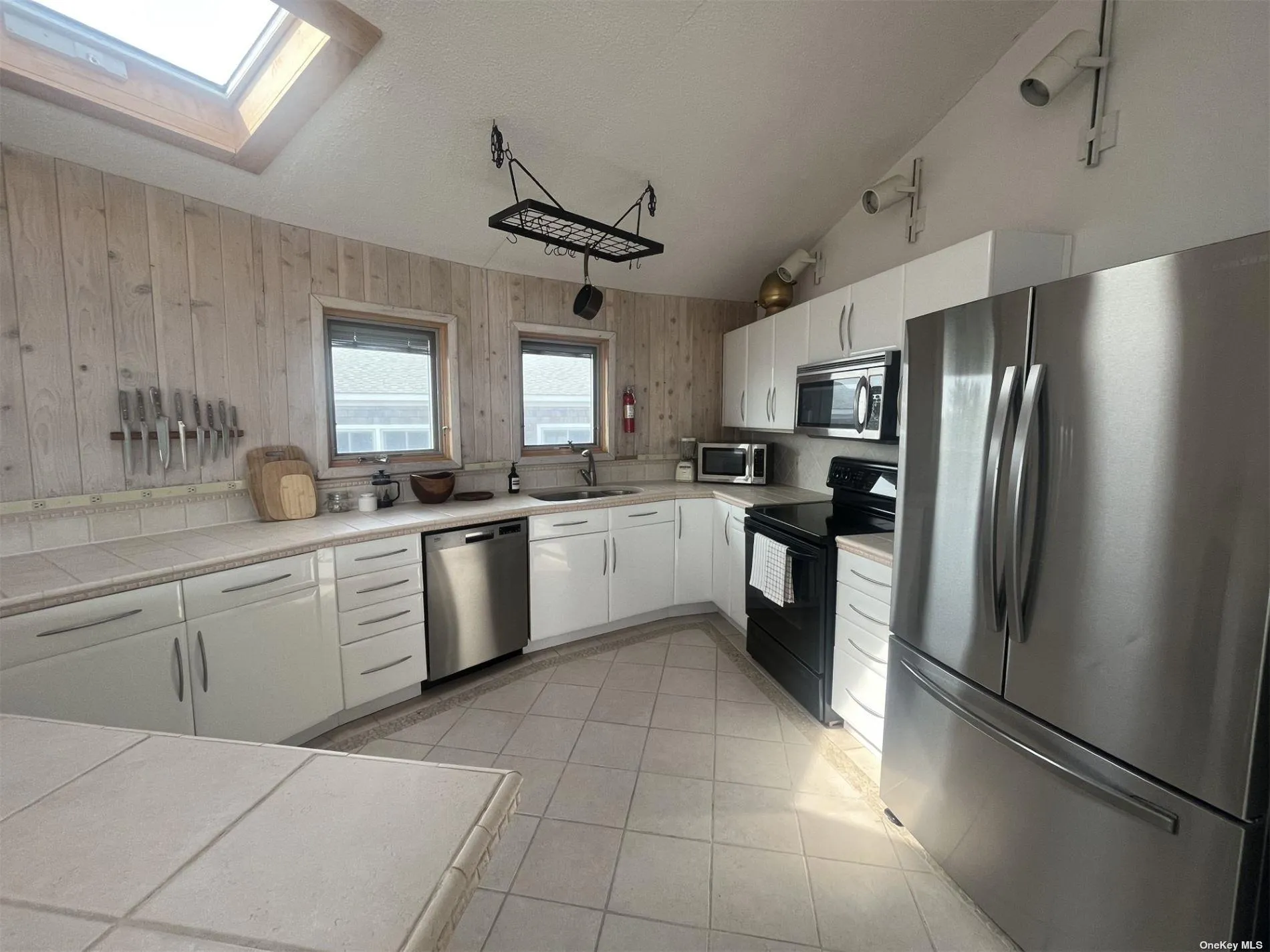 85 Bungalow Walk, Islip, NY, 4 Bedrooms Bedrooms, 6 Rooms Rooms,2 BathroomsBathrooms,Residential Lease,For Rent,Bungalow,0,L3563179 85 Bungalow Walk, Islip, NY, 4 Bedrooms Bedrooms, 6 Rooms Rooms,2 BathroomsBathrooms,Residential Lease,For Rent,Bungalow,0,L3563179
