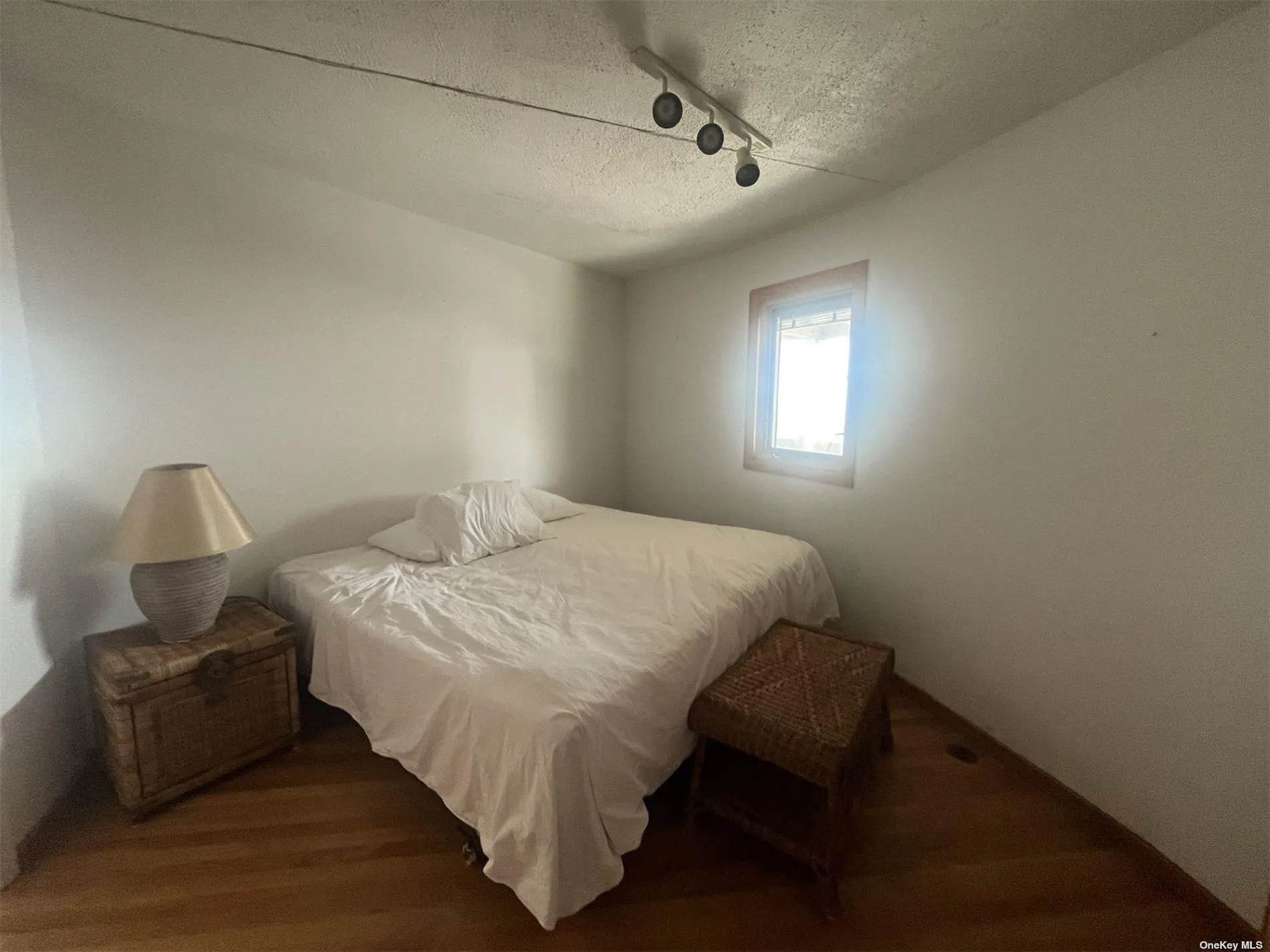 85 Bungalow Walk, Islip, NY, 4 Bedrooms Bedrooms, 6 Rooms Rooms,2 BathroomsBathrooms,Residential Lease,For Rent,Bungalow,0,L3563179 85 Bungalow Walk, Islip, NY, 4 Bedrooms Bedrooms, 6 Rooms Rooms,2 BathroomsBathrooms,Residential Lease,For Rent,Bungalow,0,L3563179