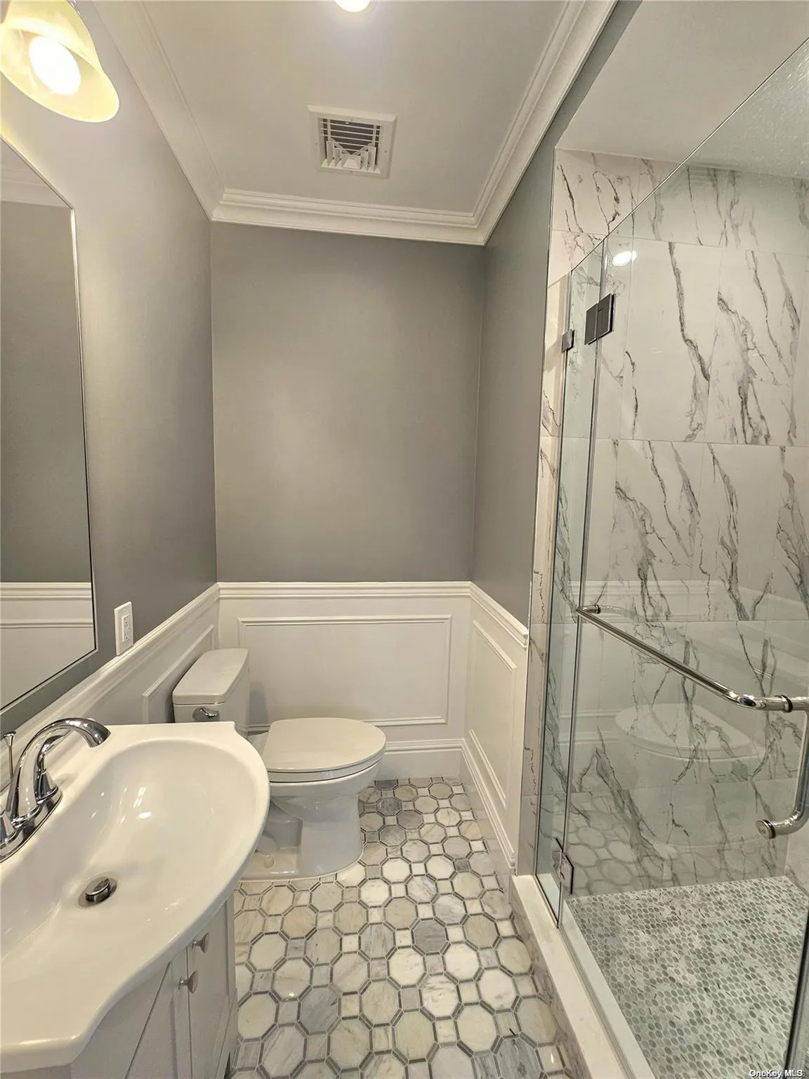 150-26 Sullivan Drive, New York, NY, 5 Bedrooms Bedrooms, 9 Rooms Rooms,5 BathroomsBathrooms,Residential,For Rent,Sullivan,0,L3563235 150-26 Sullivan Drive, New York, NY, 5 Bedrooms Bedrooms, 9 Rooms Rooms,5 BathroomsBathrooms,Residential,For Rent,Sullivan,0,L3563235