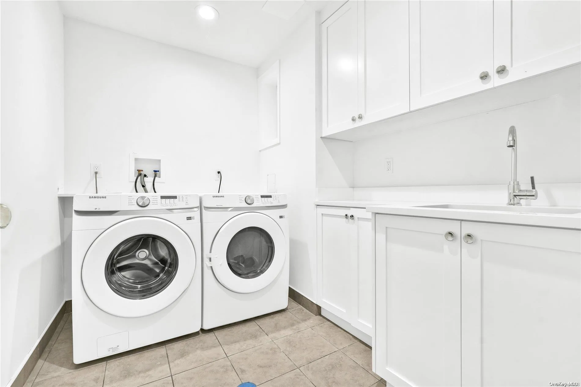 150-26 Sullivan Drive, New York, NY, 5 Bedrooms Bedrooms, 9 Rooms Rooms,5 BathroomsBathrooms,Residential,For Rent,Sullivan,0,L3563235 150-26 Sullivan Drive, New York, NY, 5 Bedrooms Bedrooms, 9 Rooms Rooms,5 BathroomsBathrooms,Residential,For Rent,Sullivan,0,L3563235