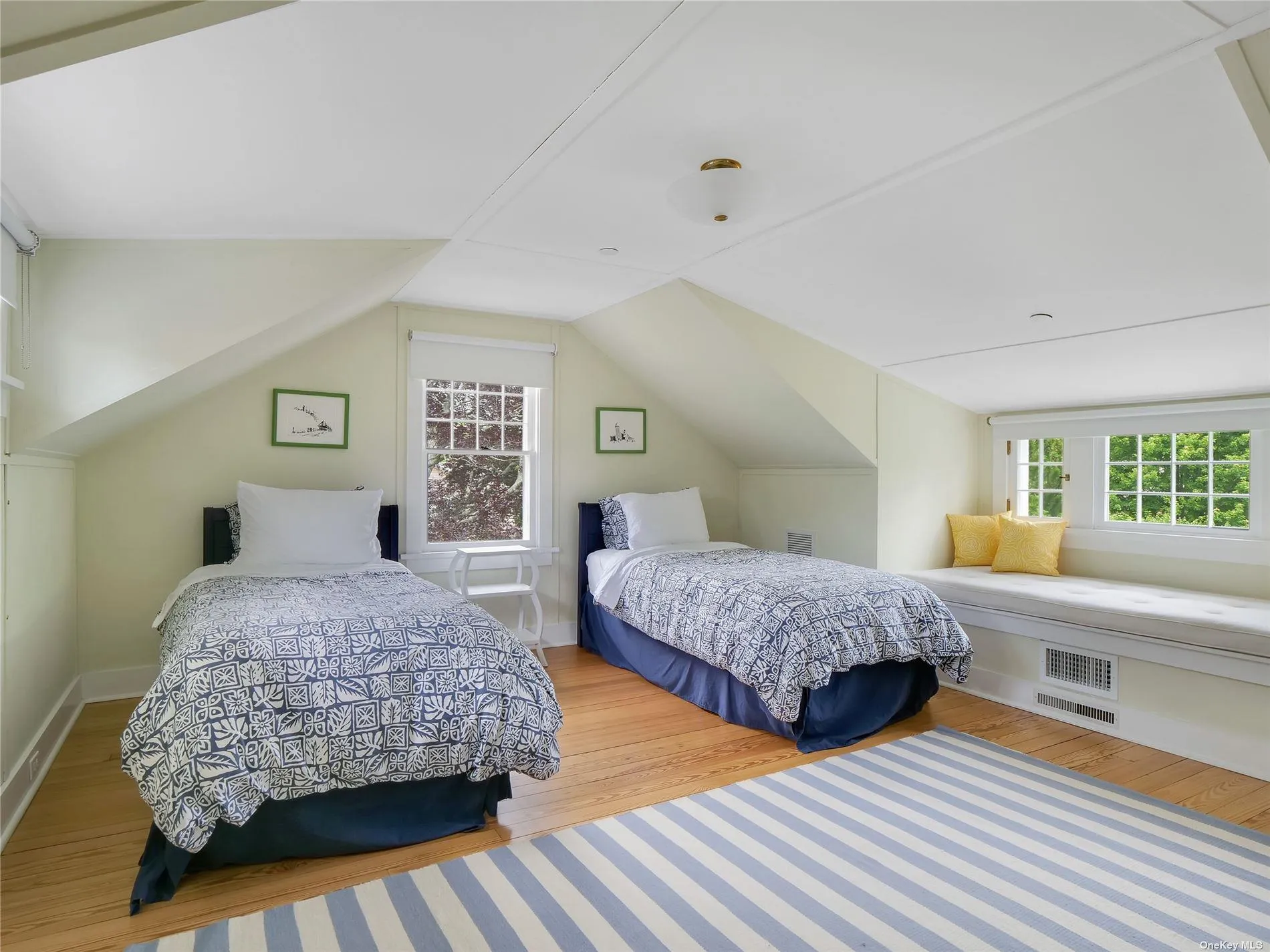 9 Ocean Avenue, Southampton, NY, 6 Bedrooms Bedrooms, 12 Rooms Rooms,3 BathroomsBathrooms,Residential Lease,For Rent,Ocean,0,L3563243 9 Ocean Avenue, Southampton, NY, 6 Bedrooms Bedrooms, 12 Rooms Rooms,3 BathroomsBathrooms,Residential Lease,For Rent,Ocean,0,L3563243