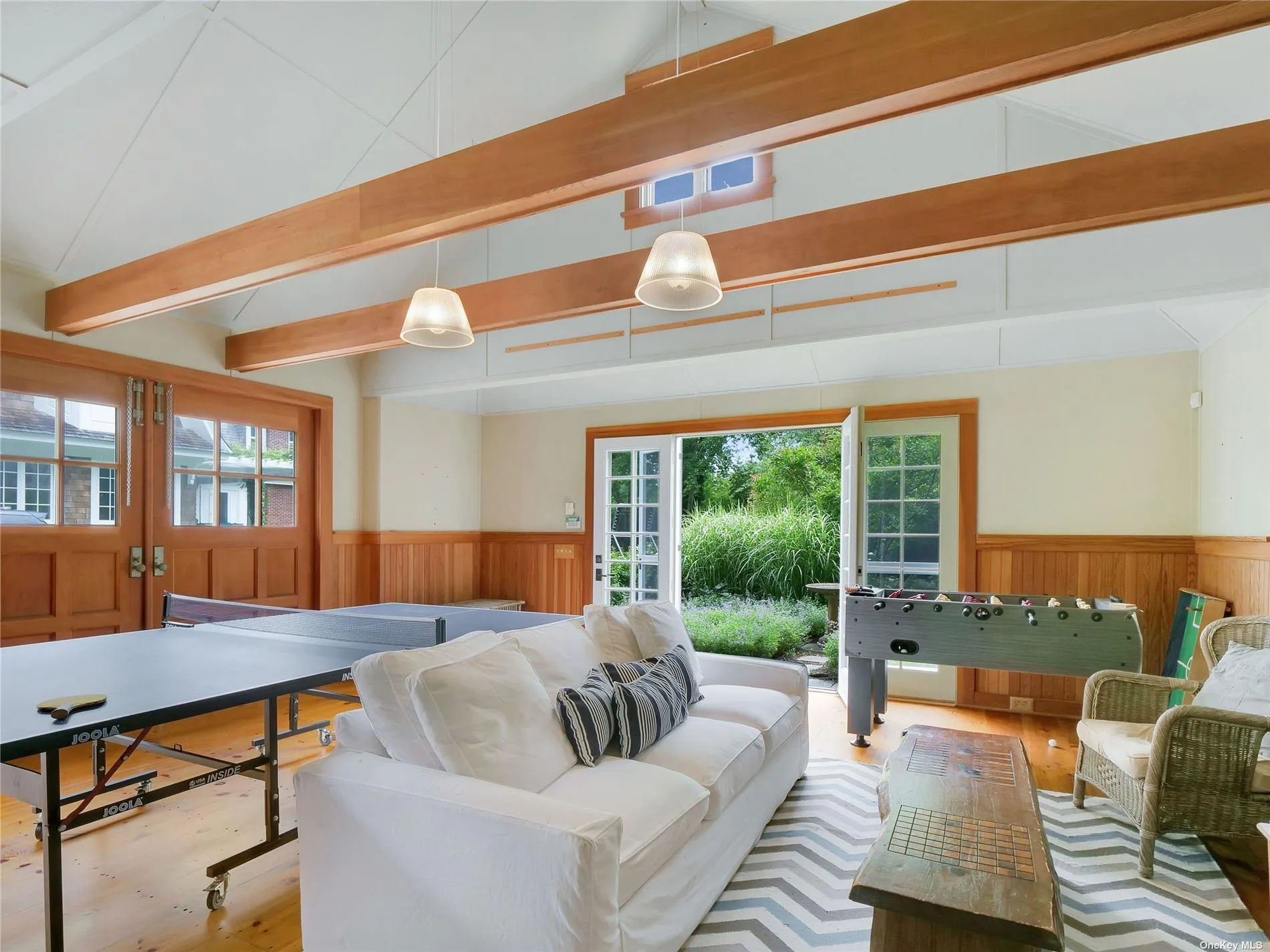 9 Ocean Avenue, Southampton, NY, 6 Bedrooms Bedrooms, 12 Rooms Rooms,3 BathroomsBathrooms,Residential Lease,For Rent,Ocean,0,L3563243 9 Ocean Avenue, Southampton, NY, 6 Bedrooms Bedrooms, 12 Rooms Rooms,3 BathroomsBathrooms,Residential Lease,For Rent,Ocean,0,L3563243