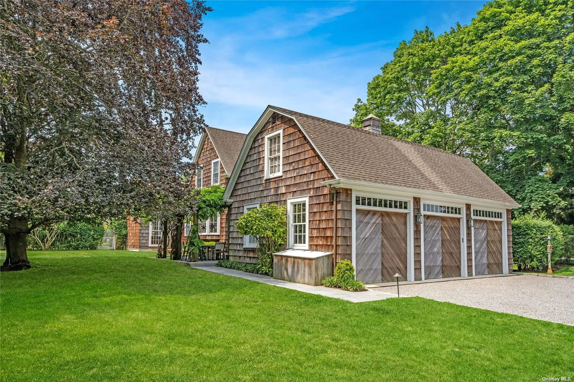 5 Shinnecock Road, Southampton, NY, 4 Bedrooms Bedrooms, 12 Rooms Rooms,5 BathroomsBathrooms,Residential Lease,For Rent,Shinnecock,0,L3564079 5 Shinnecock Road, Southampton, NY, 4 Bedrooms Bedrooms, 12 Rooms Rooms,5 BathroomsBathrooms,Residential Lease,For Rent,Shinnecock,0,L3564079