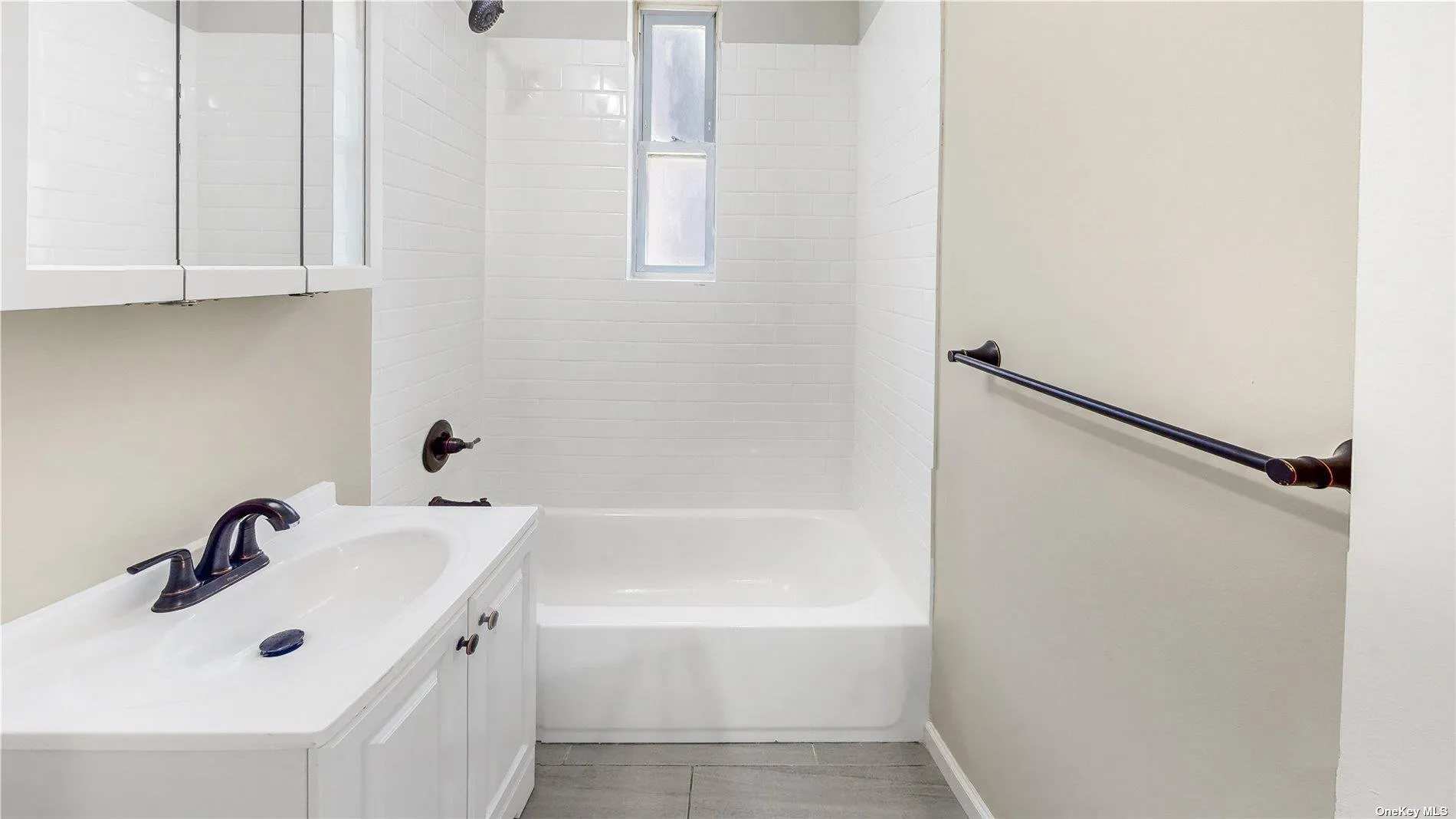 35-38 75th Street, New York, NY, 1 Bedroom Bedrooms, 3 Rooms Rooms,1 BathroomBathrooms,Residential,For Rent,75th Street,0,L3565391 35-38 75th Street, New York, NY, 1 Bedroom Bedrooms, 3 Rooms Rooms,1 BathroomBathrooms,Residential,For Rent,75th Street,0,L3565391