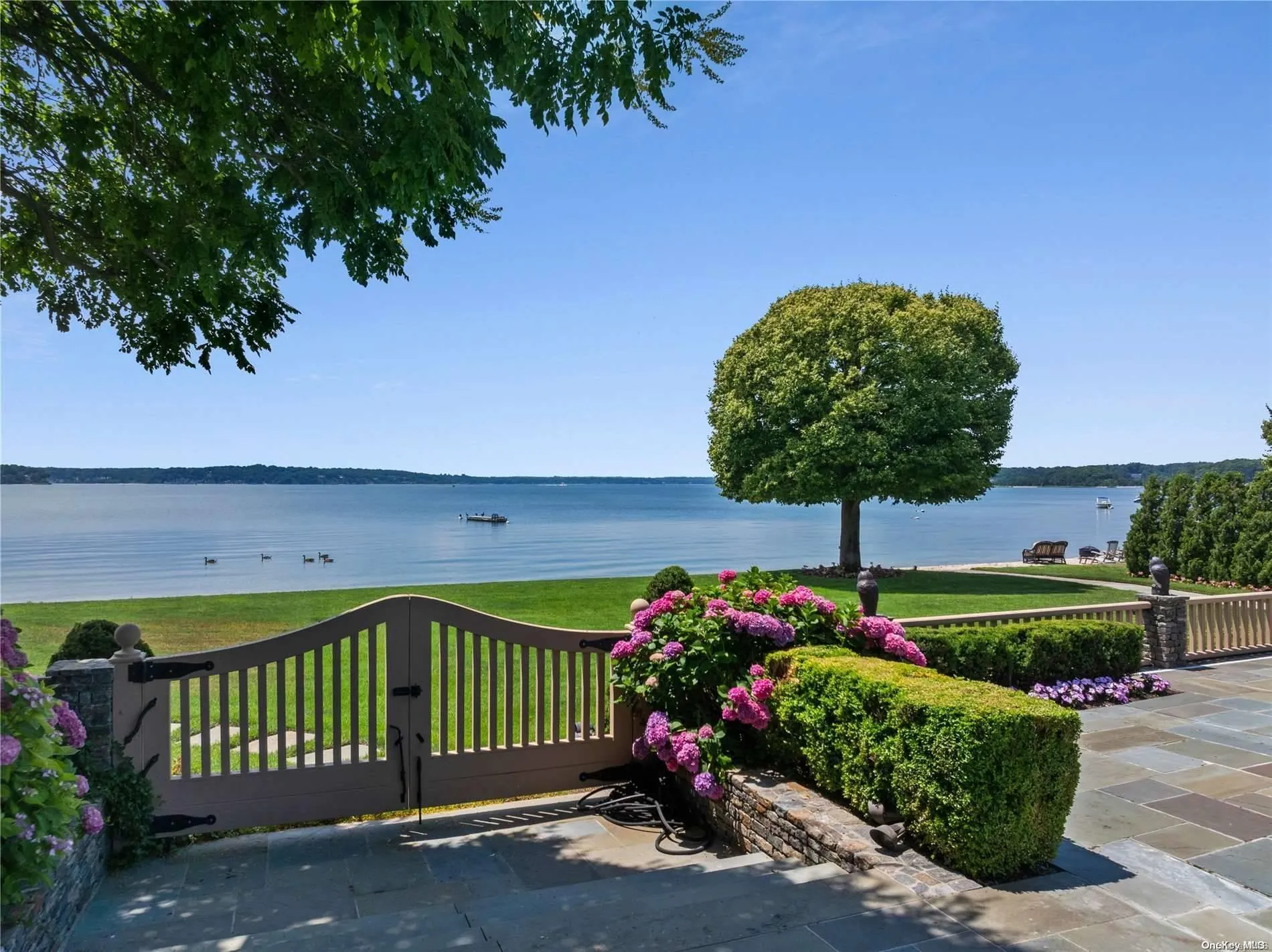 241 Asharoken Avenue, Huntington, NY, 7 Bedrooms Bedrooms, 15 Rooms Rooms,6 BathroomsBathrooms,Residential,For Rent,Asharoken,0,L3565784 241 Asharoken Avenue, Huntington, NY, 7 Bedrooms Bedrooms, 15 Rooms Rooms,6 BathroomsBathrooms,Residential,For Rent,Asharoken,0,L3565784