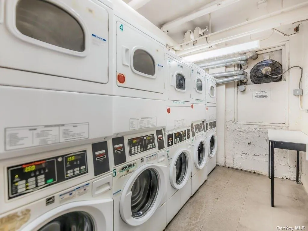 Laundry on Premises Laundry on Premises