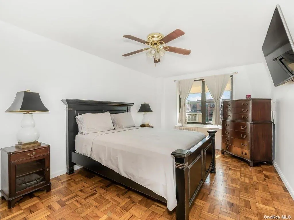 Spacious Primary Bedroom Spacious Primary Bedroom
