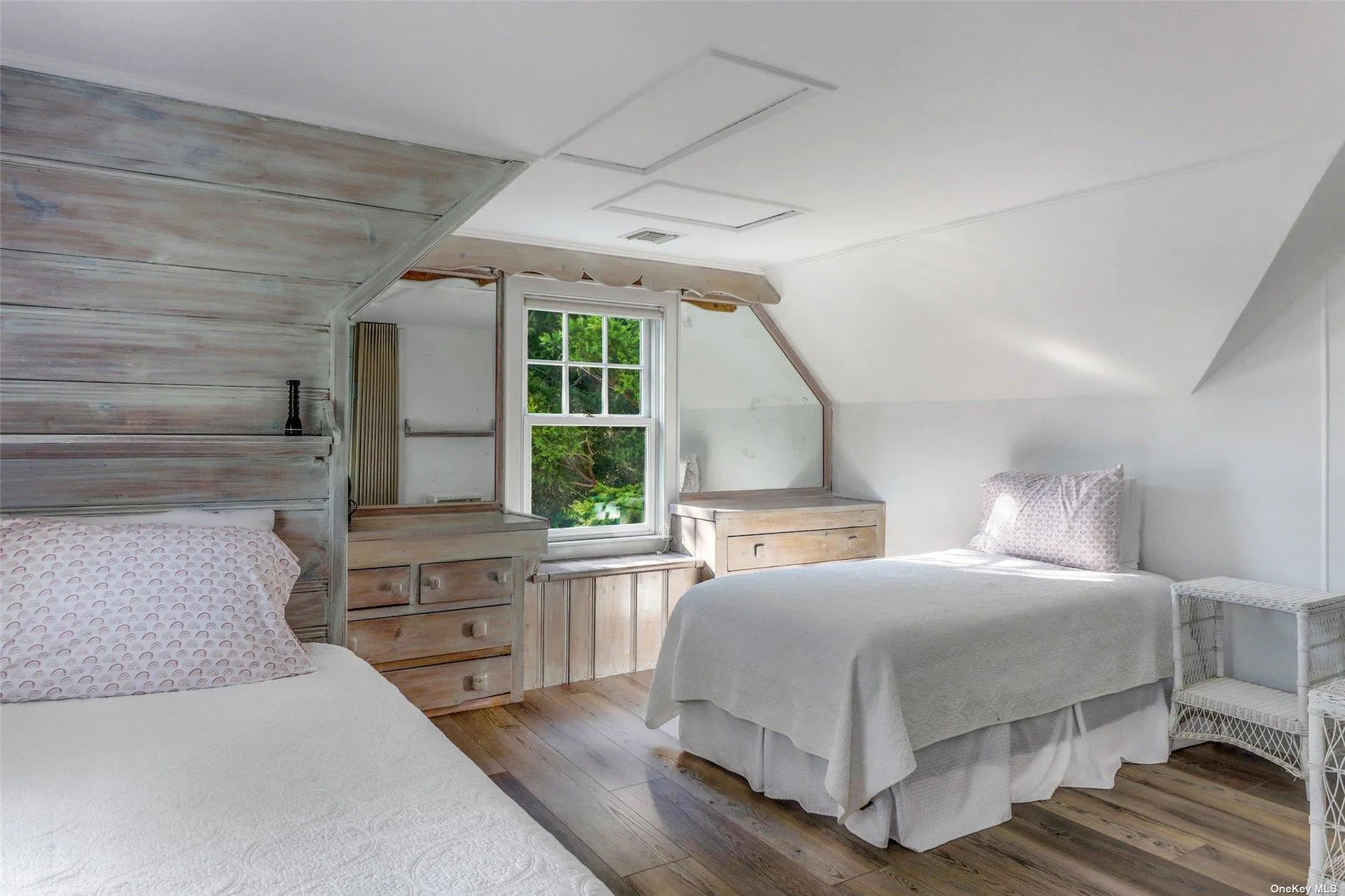 930 Cove Road, Southold, NY, 5 Bedrooms Bedrooms, 10 Rooms Rooms,3 BathroomsBathrooms,Residential Lease,Idx,Cove,0,L3567564 930 Cove Road, Southold, NY, 5 Bedrooms Bedrooms, 10 Rooms Rooms,3 BathroomsBathrooms,Residential Lease,Idx,Cove,0,L3567564